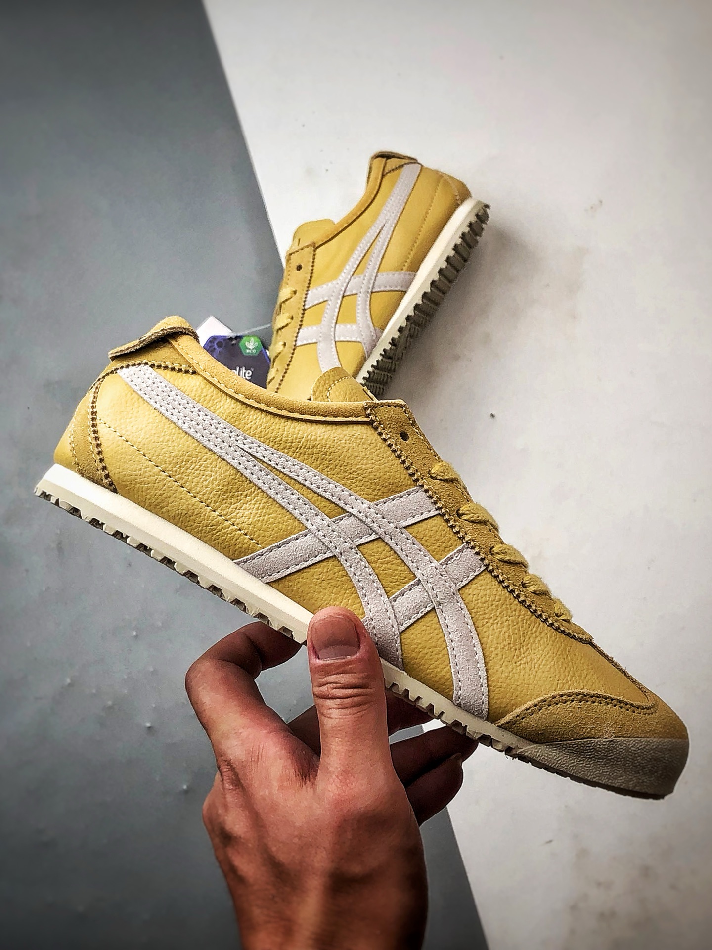 160 Asics 鬼冢虎 Mexico 66 Vin 黄色 1183B391-204