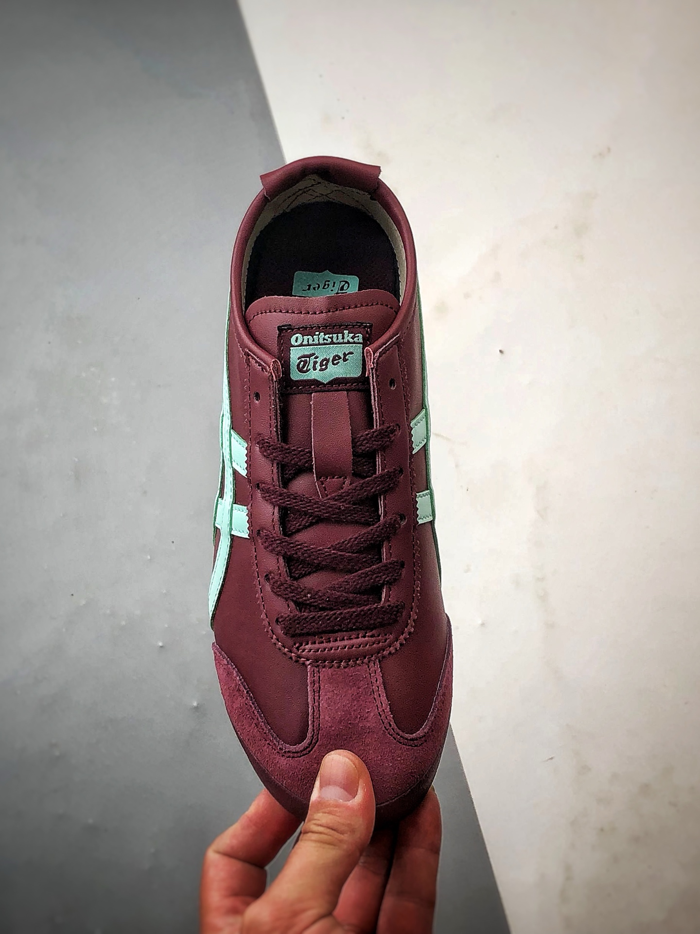 160 Asics 鬼冢虎 Mexico 66 深红蓝色 1183C102-500