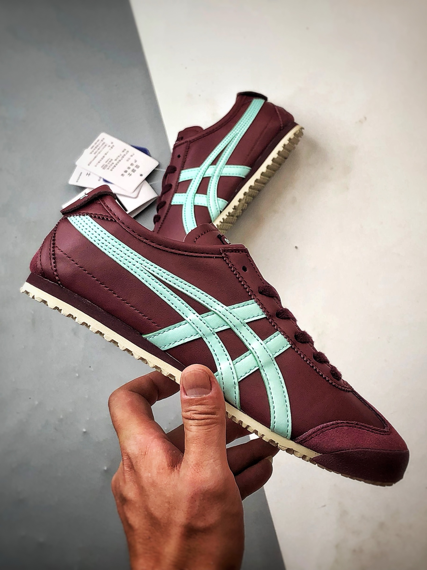160 Asics 鬼冢虎 Mexico 66 深红蓝色 1183C102-500