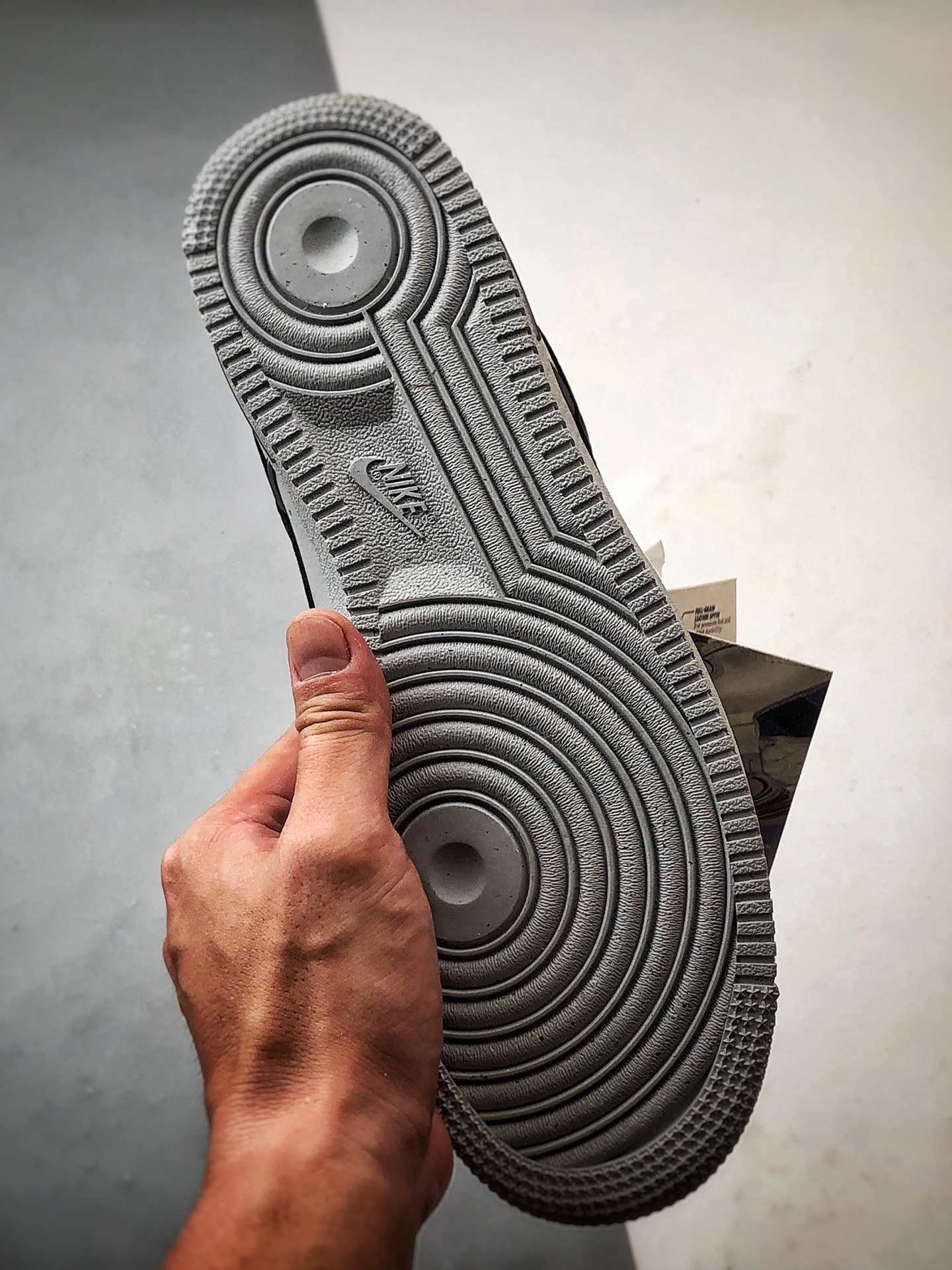 220 Air Force 1 '07 Low 灰黑色 HQ2037-004