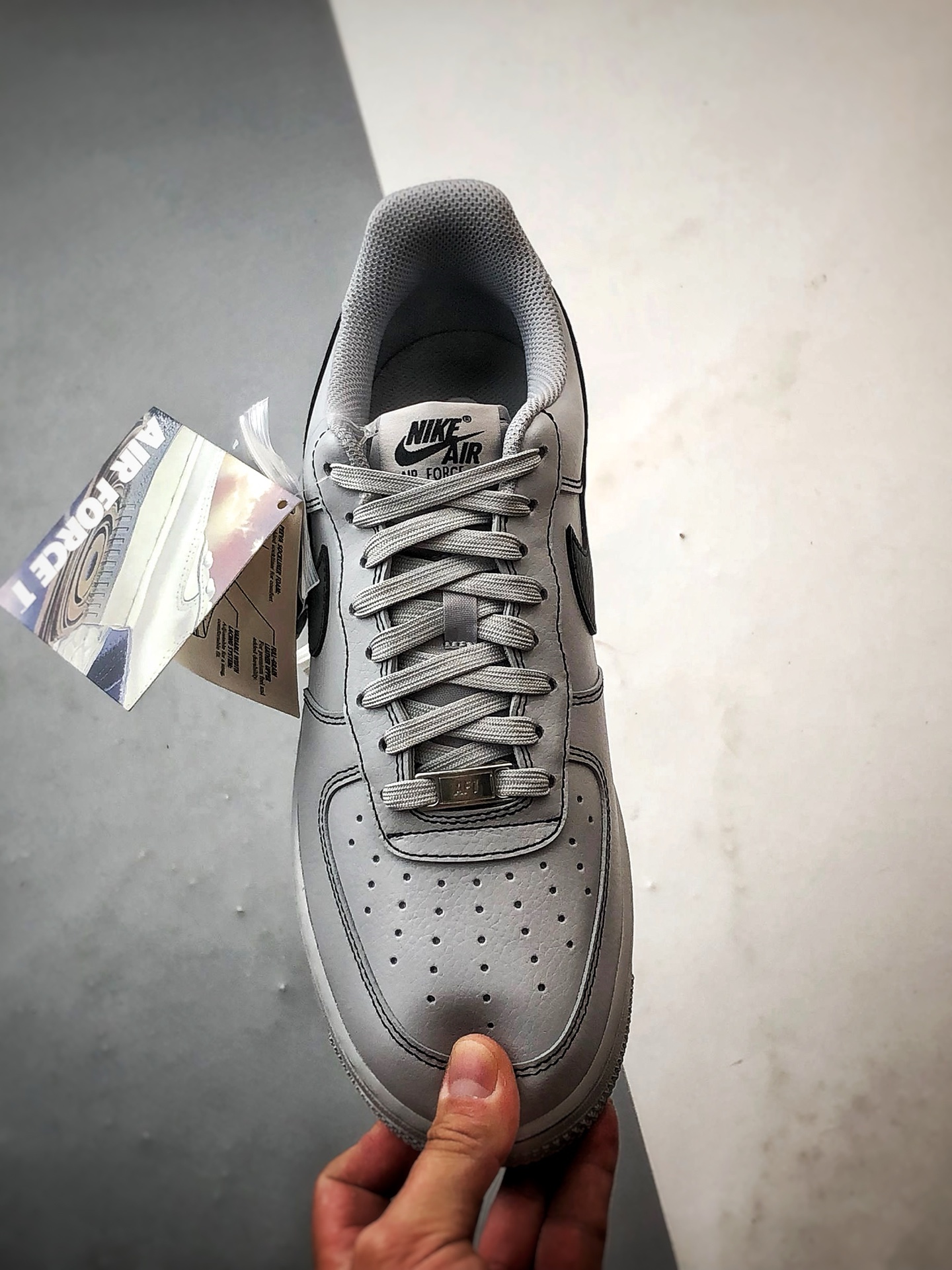 220 Air Force 1 '07 Low 灰黑色 HQ2037-004