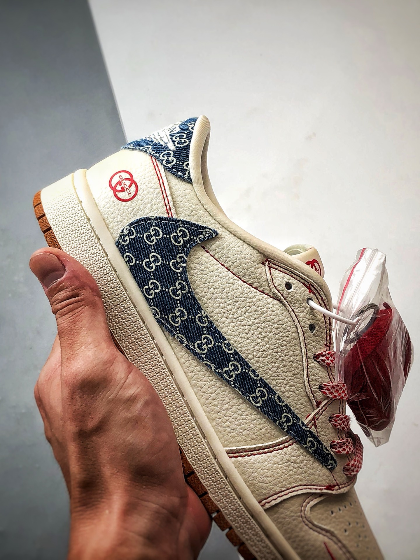 290 Air Jordan 1 Low OG ”高端定制” 古驰米红蓝印花倒钩 XQ1979-001-Chinese UA Cheap High Quatity Brand Clothes Bags handbags Sneakers wholesale wholesaler seller from China Factory suppliers Fashion Clothing Shoes best Quality Beautiful Price 290 Air Jordan 1 Low OG ”高端定制” 古驰米红蓝印花倒钩 XQ1979-001