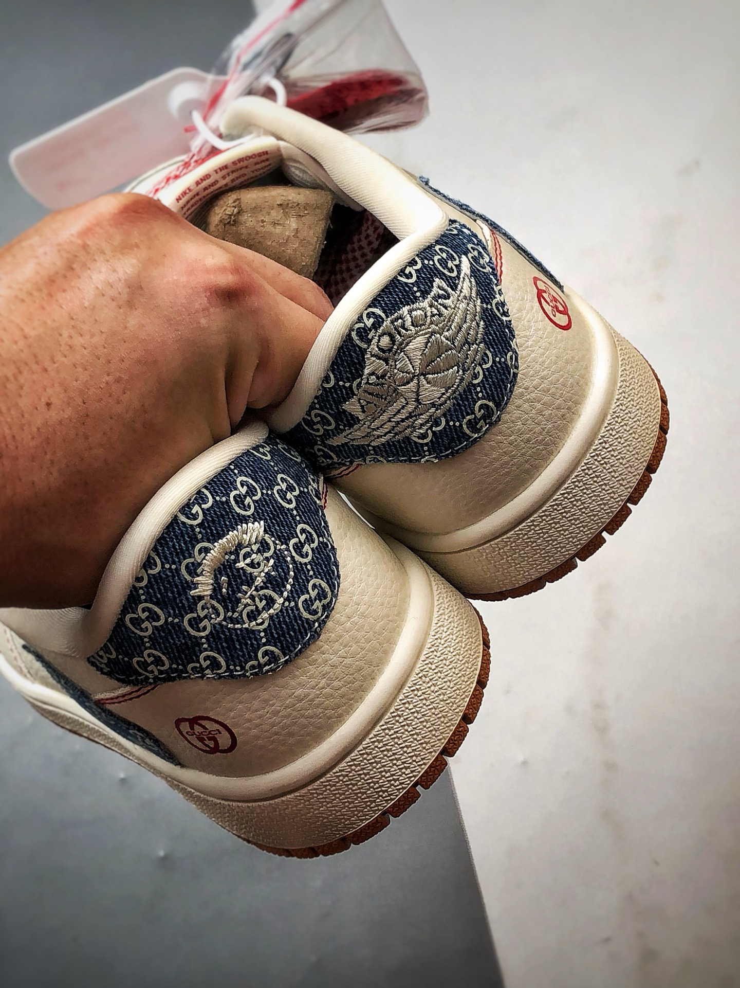 290 Air Jordan 1 Low OG ”高端定制” 古驰米红蓝印花倒钩 XQ1979-001-Chinese UA Cheap High Quatity Brand Clothes Bags handbags Sneakers wholesale wholesaler seller from China Factory suppliers Fashion Clothing Shoes best Quality Beautiful Price 290 Air Jordan 1 Low OG ”高端定制” 古驰米红蓝印花倒钩 XQ1979-001