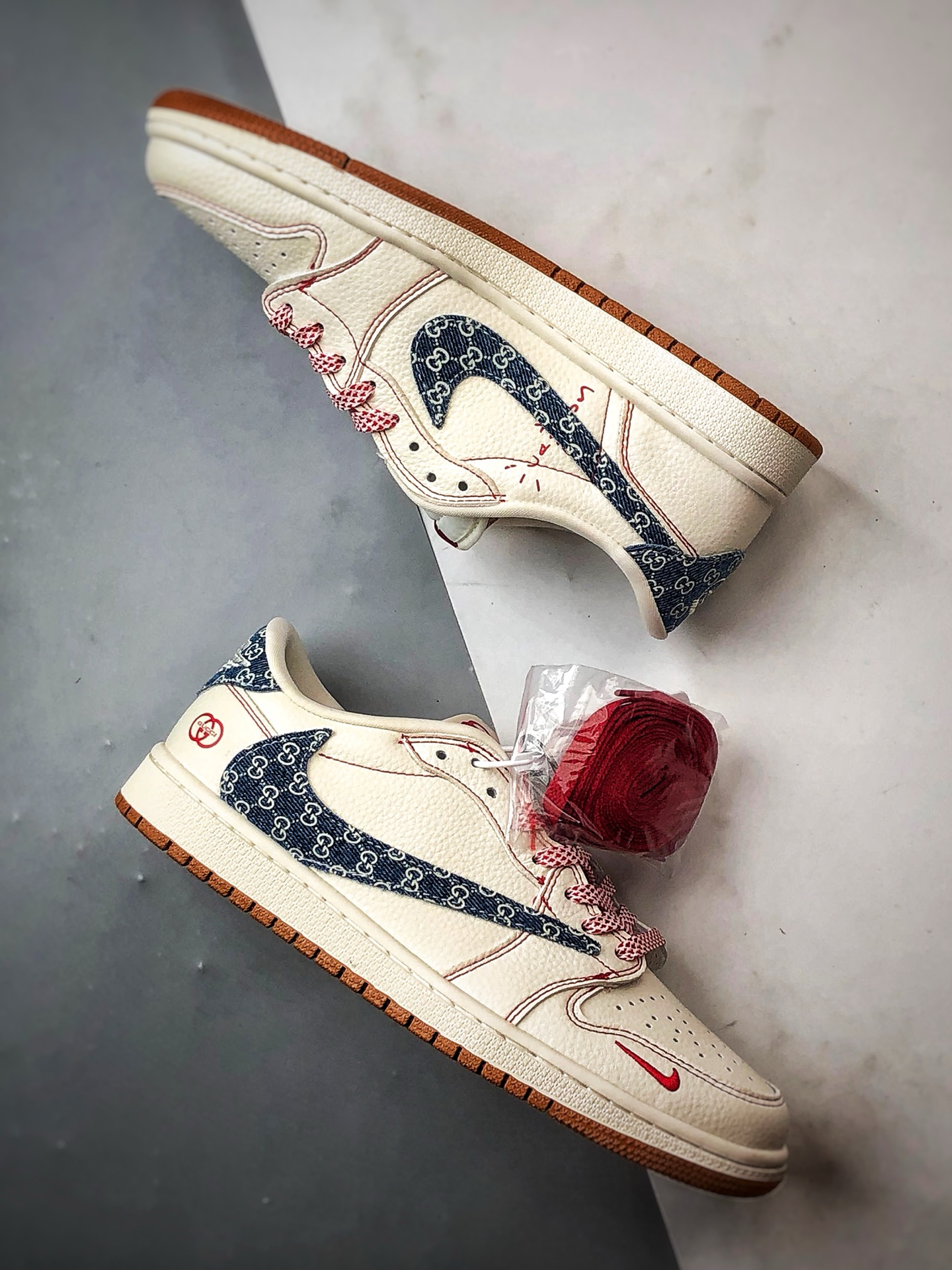 290 Air Jordan 1 Low OG ”高端定制” 古驰米红蓝印花倒钩 XQ1979-001-Chinese UA Cheap High Quatity Brand Clothes Bags handbags Sneakers wholesale wholesaler seller from China Factory suppliers Fashion Clothing Shoes best Quality Beautiful Price 290 Air Jordan 1 Low OG ”高端定制” 古驰米红蓝印花倒钩 XQ1979-001