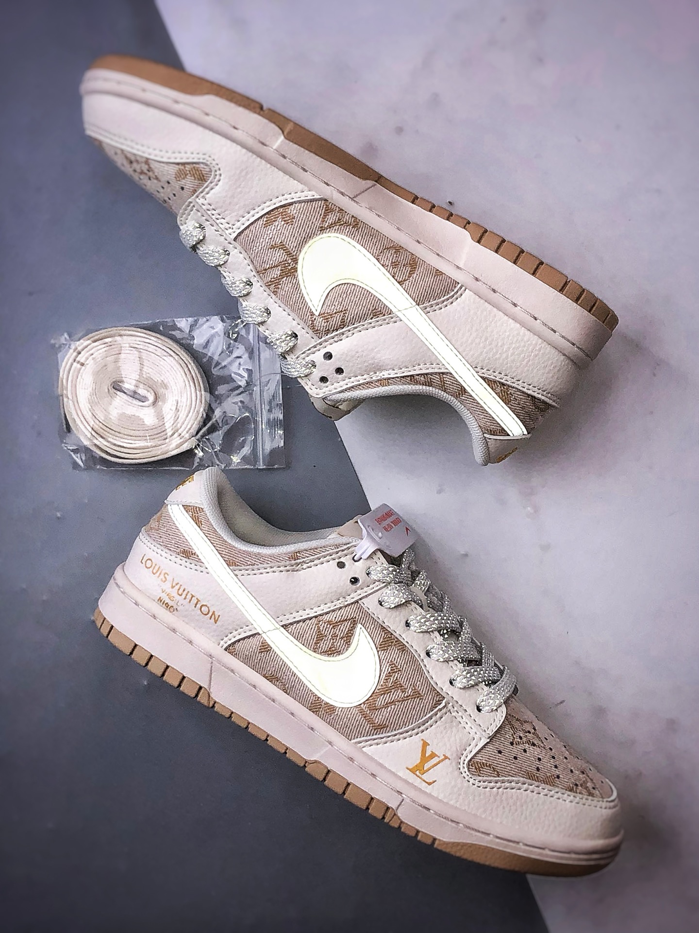 290 NK Dunk Low Retro ”DIY高端定制” LV印花米黄拼接 低帮休闲运动板鞋 JP1648-007-Chinese UA Cheap High Quatity Brand Clothes Bags handbags Sneakers wholesale wholesaler seller from China Factory suppliers Fashion Clothing Shoes best Quality Beautiful Price 290 NK Dunk Low Retro ”DIY高端定制” LV印花米黄拼接 低帮休闲运动板鞋 JP1648-007