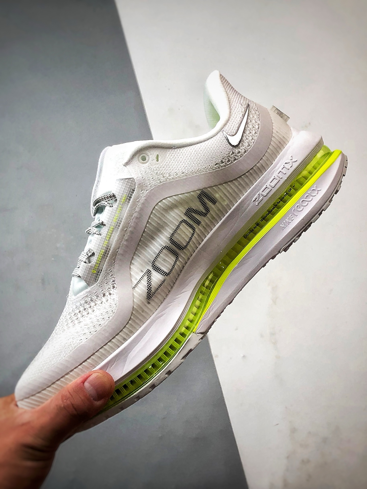 280 市售最强版本 欢迎对比 NK Pegasus Premium系列 白绿色 全掌气垫纤维气柱网面跑步鞋 HQ2592-100-Chinese UA Cheap High Quatity Brand Clothes Bags handbags Sneakers wholesale wholesaler seller from China Factory suppliers Fashion Clothing Shoes best Quality Beautiful Price 280 市售最强版本 欢迎对比 NK Pegasus Premium系列 白绿色 全掌气垫纤维气柱网面跑步鞋 HQ2592-100