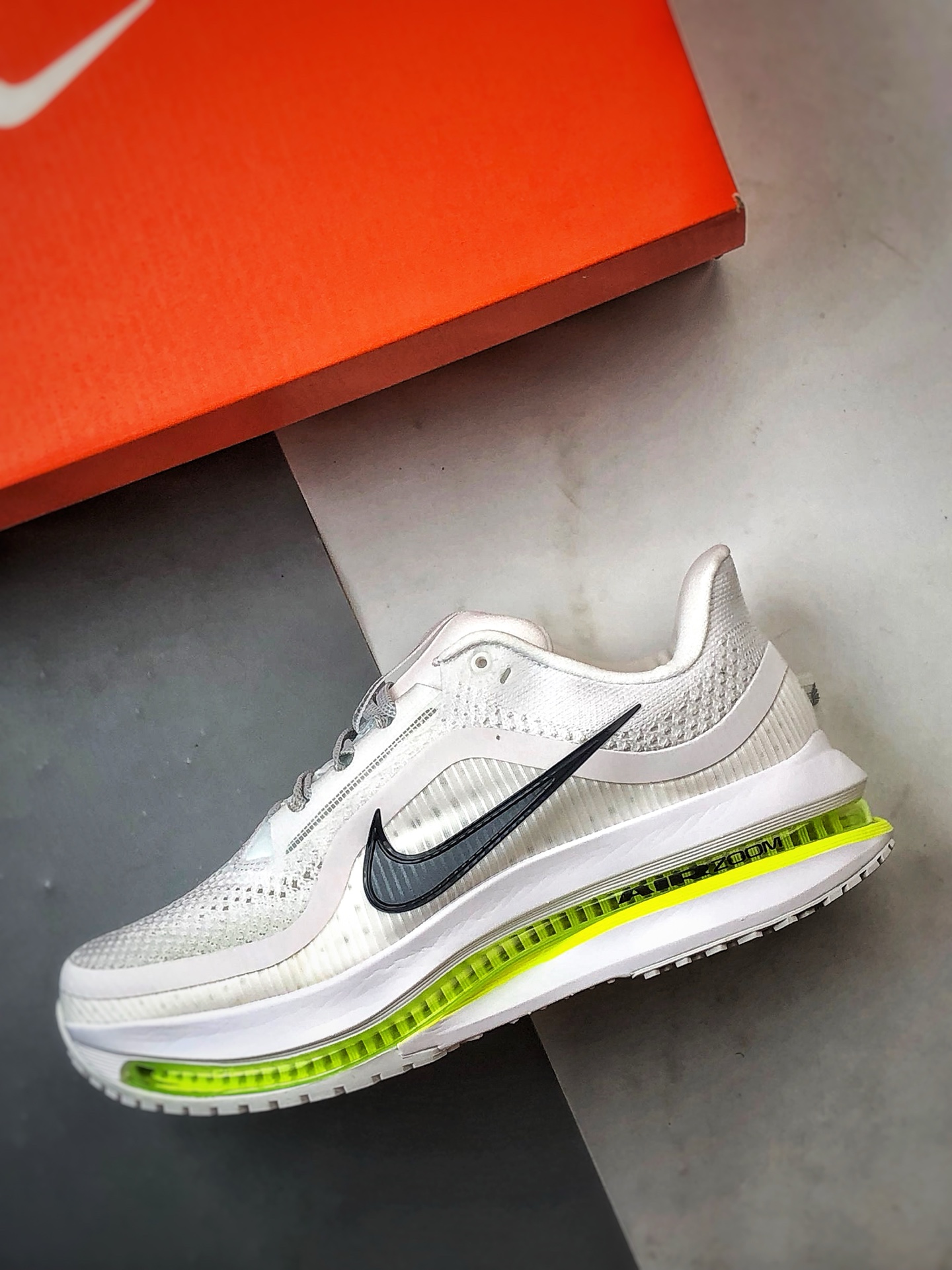 280 市售最强版本 欢迎对比 NK Pegasus Premium系列 白绿色 全掌气垫纤维气柱网面跑步鞋 HQ2592-100-Chinese UA Cheap High Quatity Brand Clothes Bags handbags Sneakers wholesale wholesaler seller from China Factory suppliers Fashion Clothing Shoes best Quality Beautiful Price 280 市售最强版本 欢迎对比 NK Pegasus Premium系列 白绿色 全掌气垫纤维气柱网面跑步鞋 HQ2592-100