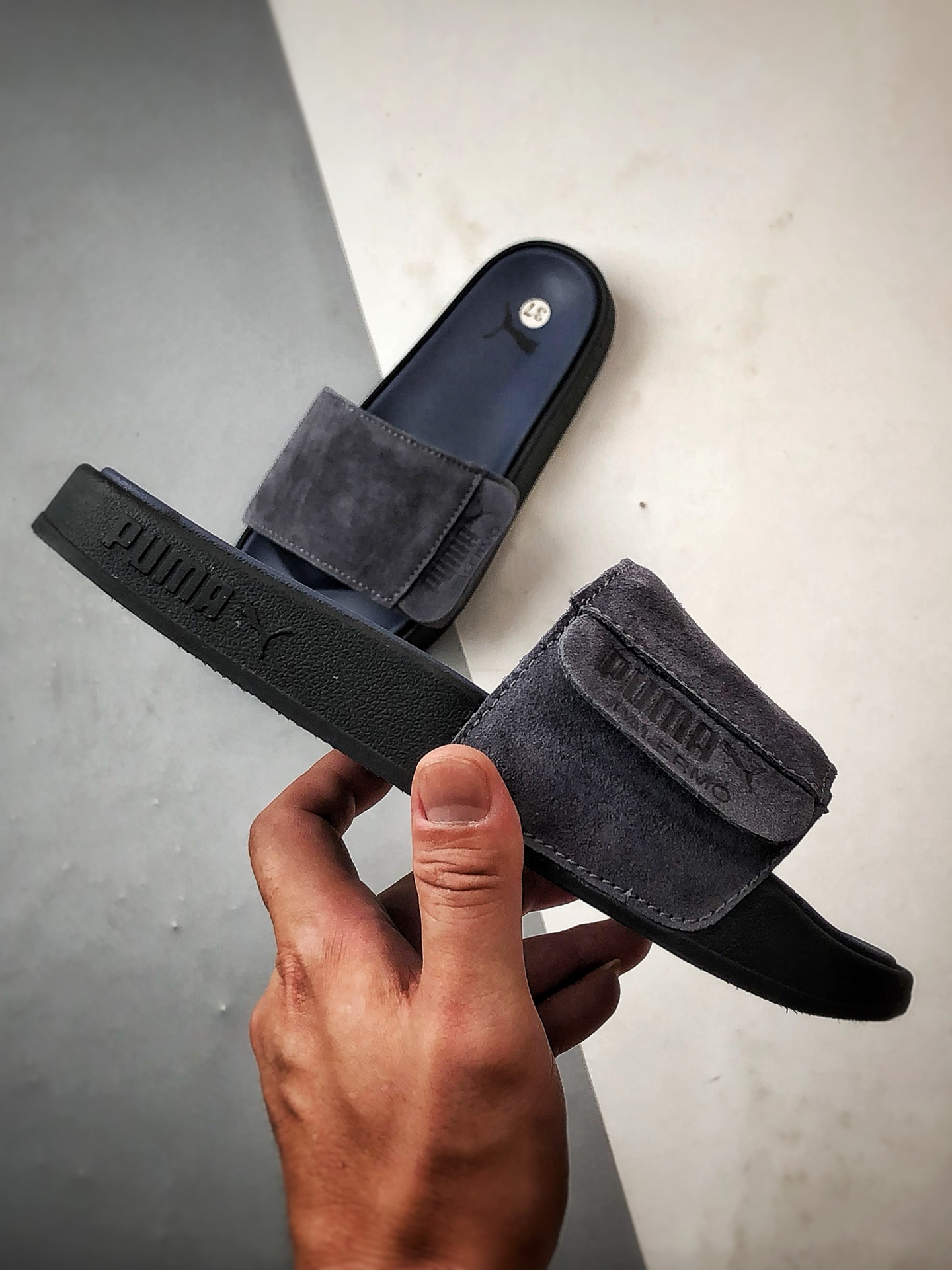 130 Puma Leadcat 2.0 黑蓝 彪马轻便舒适一字拖鞋