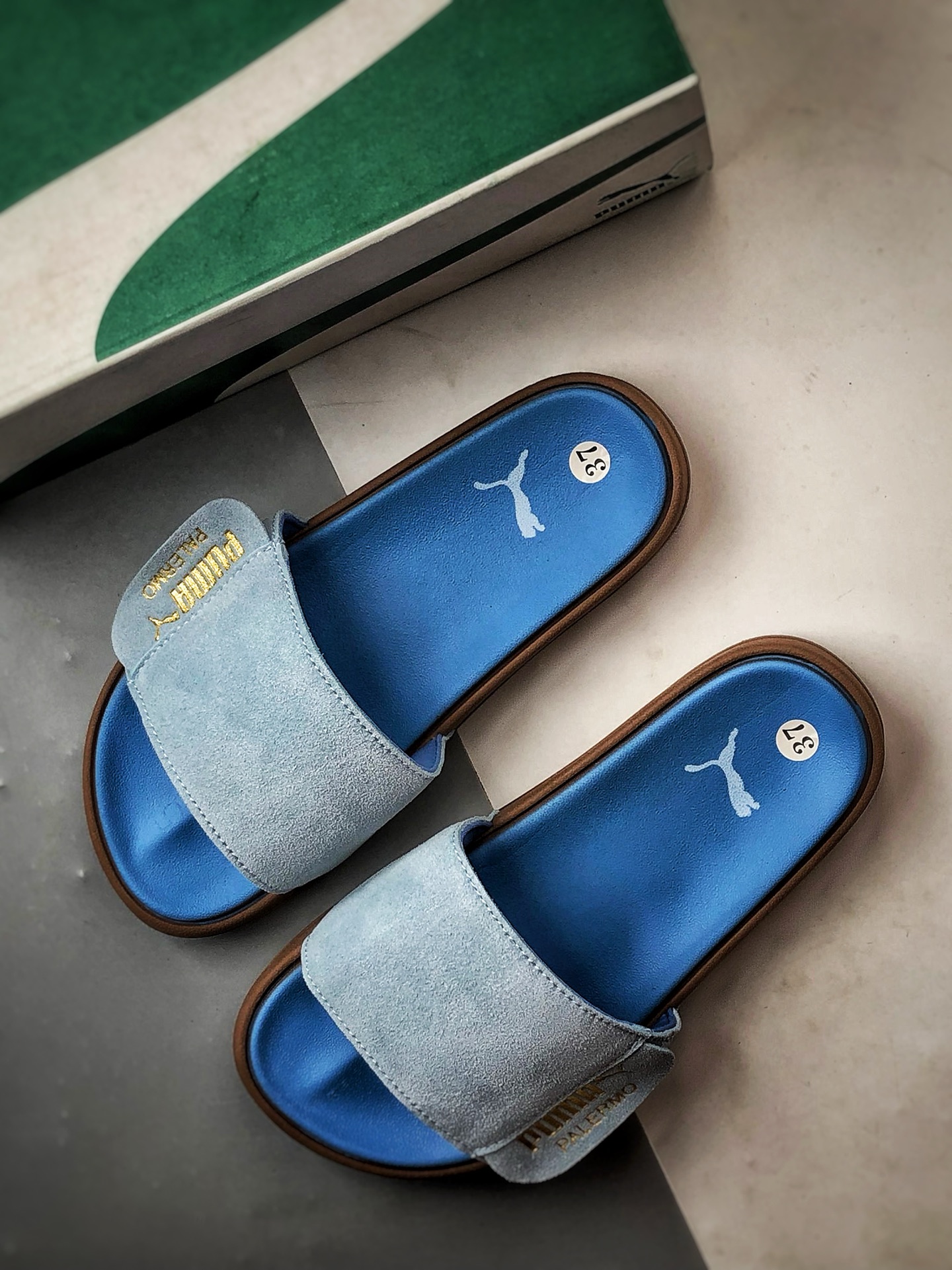 130 Puma Leadcat 2.0 浅蓝色 彪马轻便舒适一字拖鞋-Chinese UA Cheap High Quatity Brand Clothes Bags handbags Sneakers wholesale wholesaler seller from China Factory suppliers Fashion Clothing Shoes best Quality Beautiful Price 130 Puma Leadcat 2.0 浅蓝色 彪马轻便舒适一字拖鞋