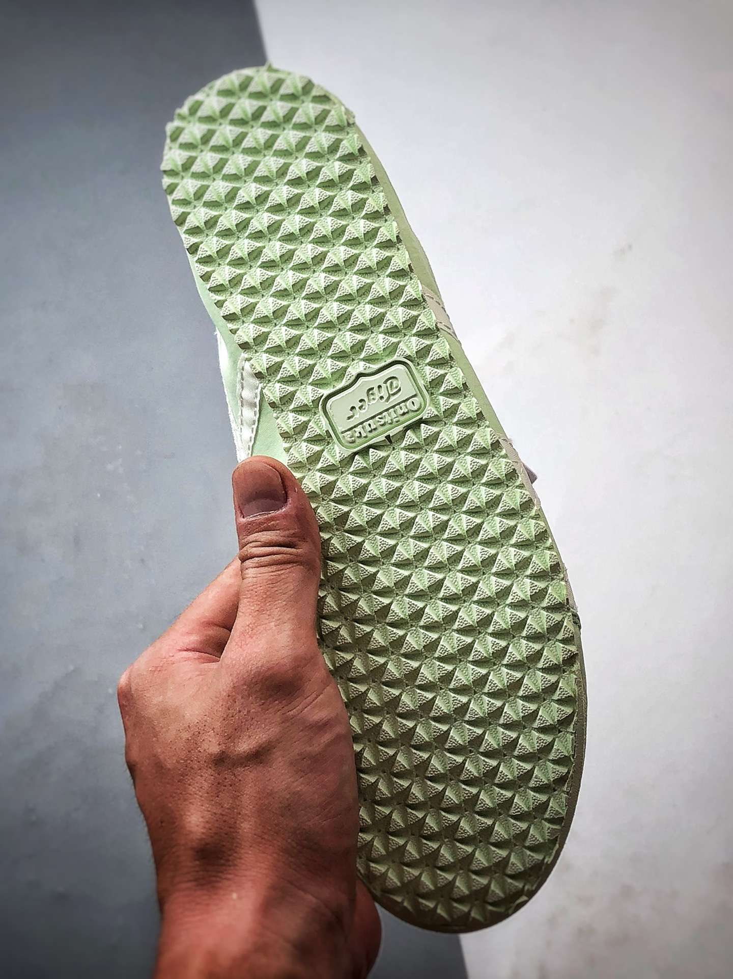 150 Asics 鬼冢虎 Mexico 66 Slip-On 帆布绿白 1183B603-303-Chinese UA Cheap High Quatity Brand Clothes Bags handbags Sneakers wholesale wholesaler seller from China Factory suppliers Fashion Clothing Shoes best Quality Beautiful Price 150 Asics 鬼冢虎 Mexico 66 Slip-On 帆布绿白 1183B603-303