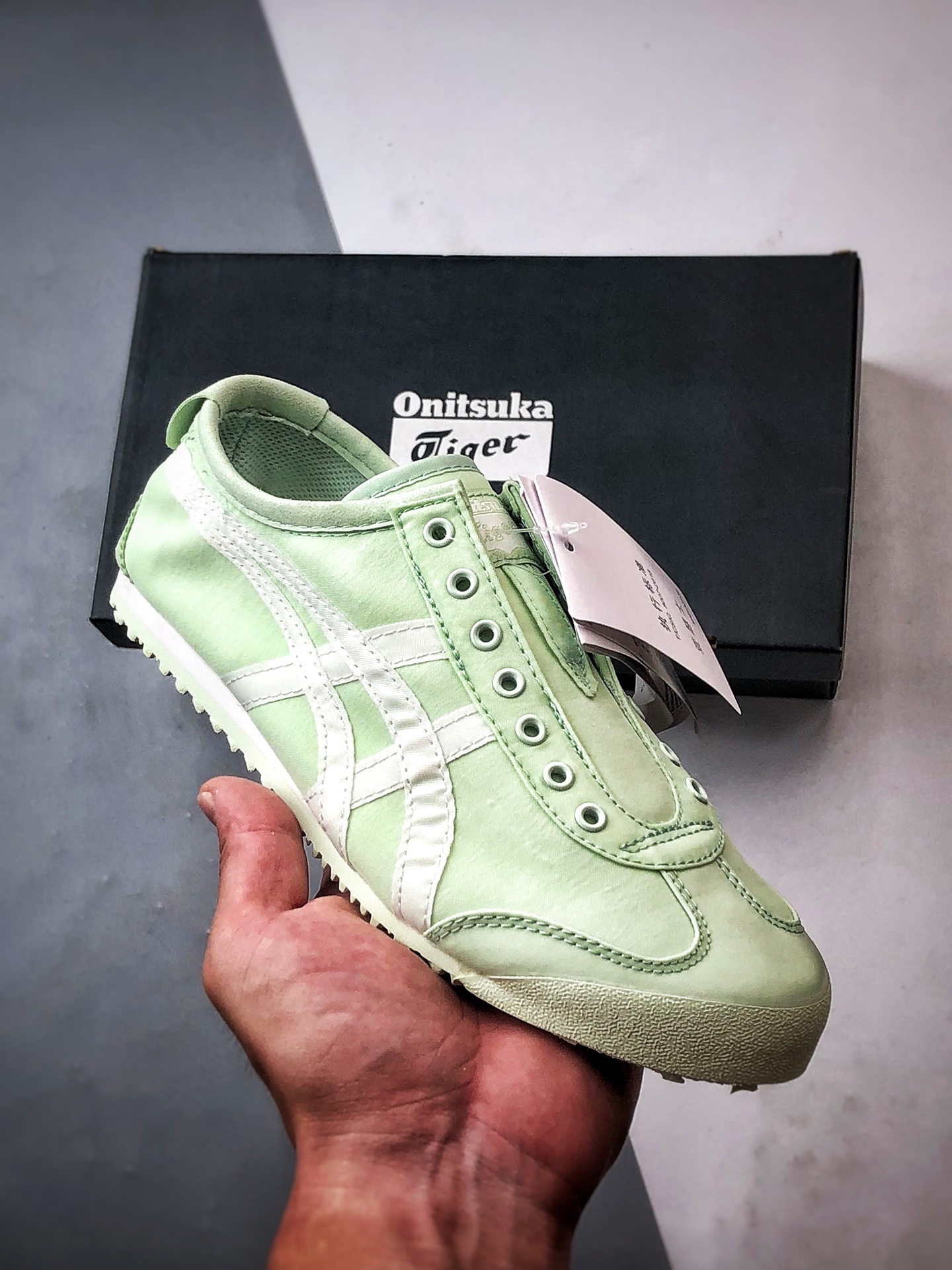 150 Asics 鬼冢虎 Mexico 66 Slip-On 帆布绿白 1183B603-303-Chinese UA Cheap High Quatity Brand Clothes Bags handbags Sneakers wholesale wholesaler seller from China Factory suppliers Fashion Clothing Shoes best Quality Beautiful Price 150 Asics 鬼冢虎 Mexico 66 Slip-On 帆布绿白 1183B603-303