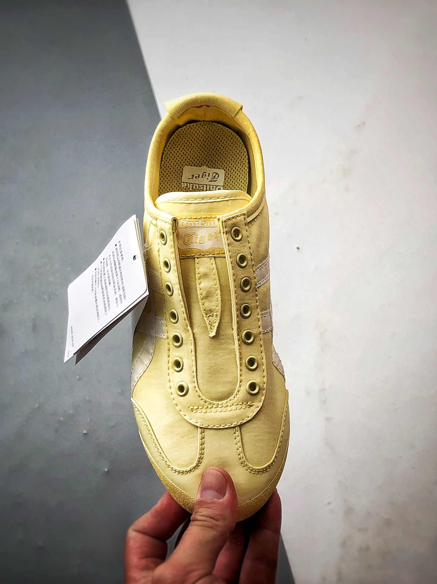 150 Asics 鬼冢虎 Mexico 66 Slip-On 帆布黄白 1183B603-750