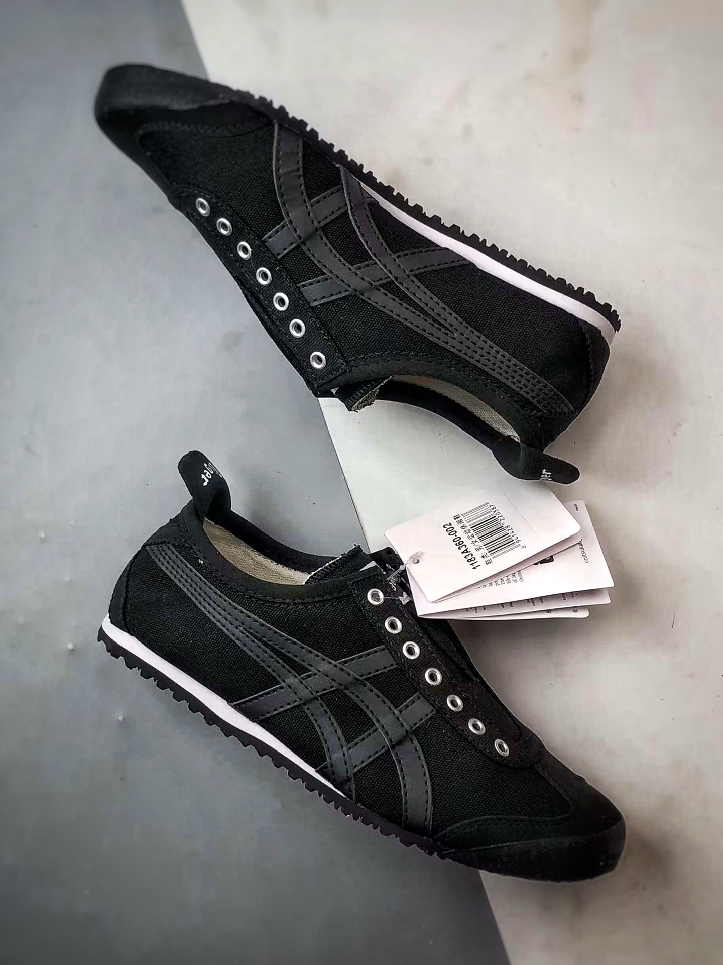 Asics 鬼冢虎 Mexico 66 Slip-On 帆布黑色 1183A360-002-莆田鞋,莆田鞋货源,高仿鞋,高仿鞋货源,安福档口,莆田高仿鞋,莆田鞋批发,高仿鞋批发,莆田高仿运动鞋,高仿运动鞋,莆田运动鞋 Asics 鬼冢虎 Mexico 66 Slip-On 帆布黑色 1183A360-002