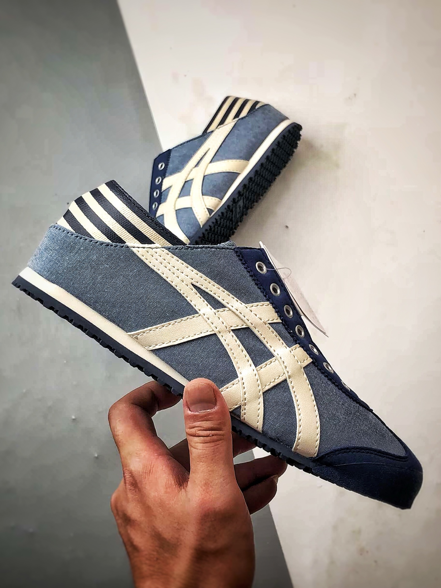 Asics 鬼冢虎 Mexico 66 Paraty 天蓝色 TH342N-4202