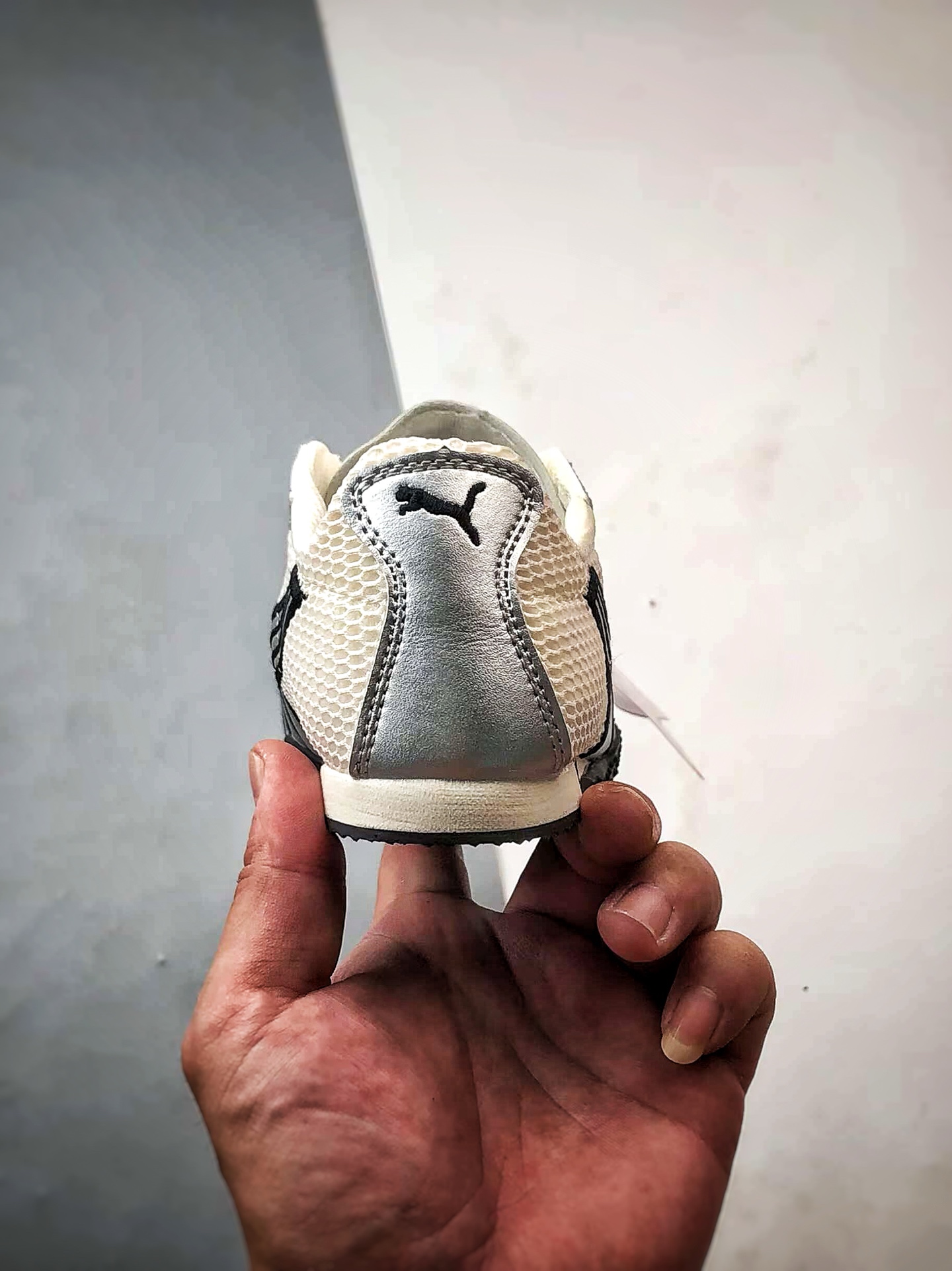 160 Puma H-Street OG 银光白 薄底低帮专业越野德训鞋 403692-05