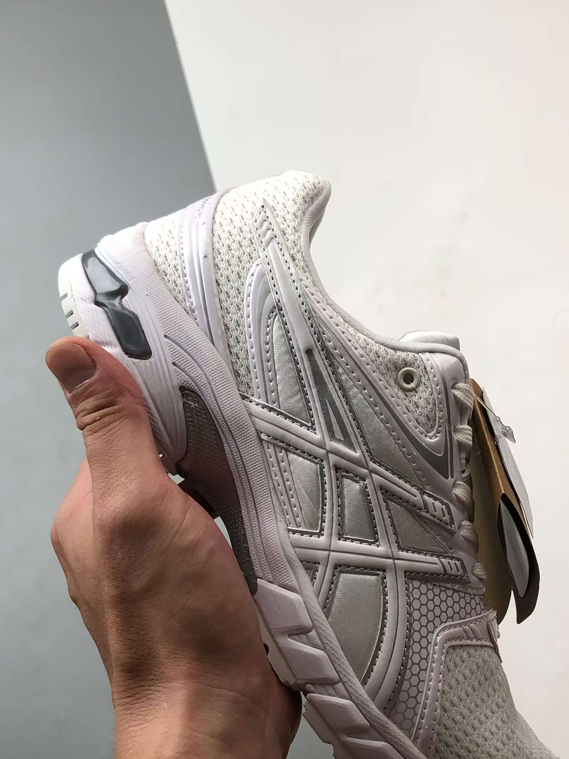 Asics Gel-DS Trainer 14 白色 轻量疾速训练竞速运动跑步鞋 1203A608-100-莆田鞋,莆田鞋货源,高仿鞋,高仿鞋货源,安福档口,莆田高仿鞋,莆田鞋批发,高仿鞋批发,莆田高仿运动鞋,高仿运动鞋,莆田运动鞋 Asics Gel-DS Trainer 14 白色 轻量疾速训练竞速运动跑步鞋 1203A608-100