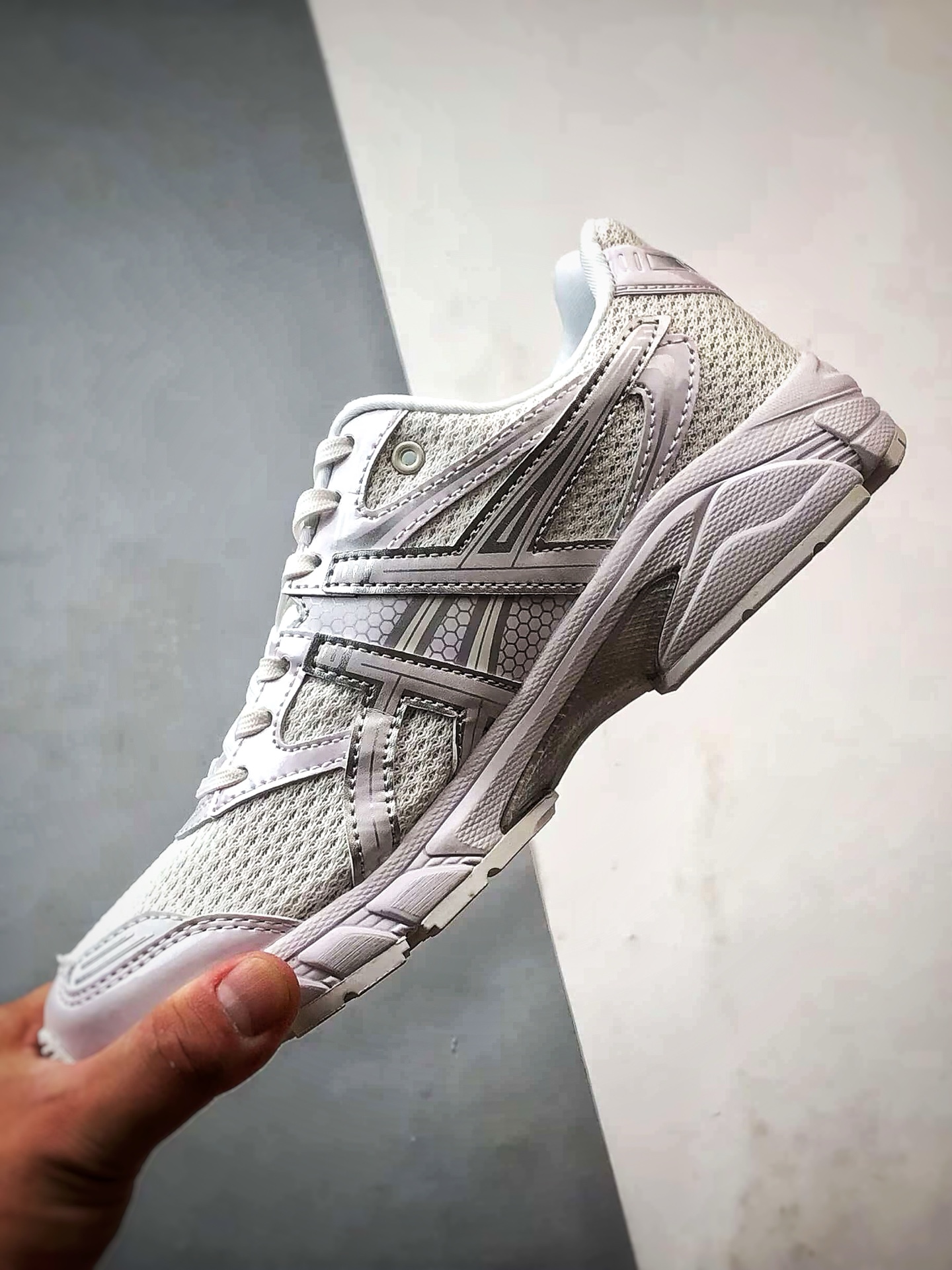 Asics Gel-DS Trainer 14 白色 轻量疾速训练竞速运动跑步鞋 1203A608-100-莆田鞋,莆田鞋货源,高仿鞋,高仿鞋货源,安福档口,莆田高仿鞋,莆田鞋批发,高仿鞋批发,莆田高仿运动鞋,高仿运动鞋,莆田运动鞋 Asics Gel-DS Trainer 14 白色 轻量疾速训练竞速运动跑步鞋 1203A608-100