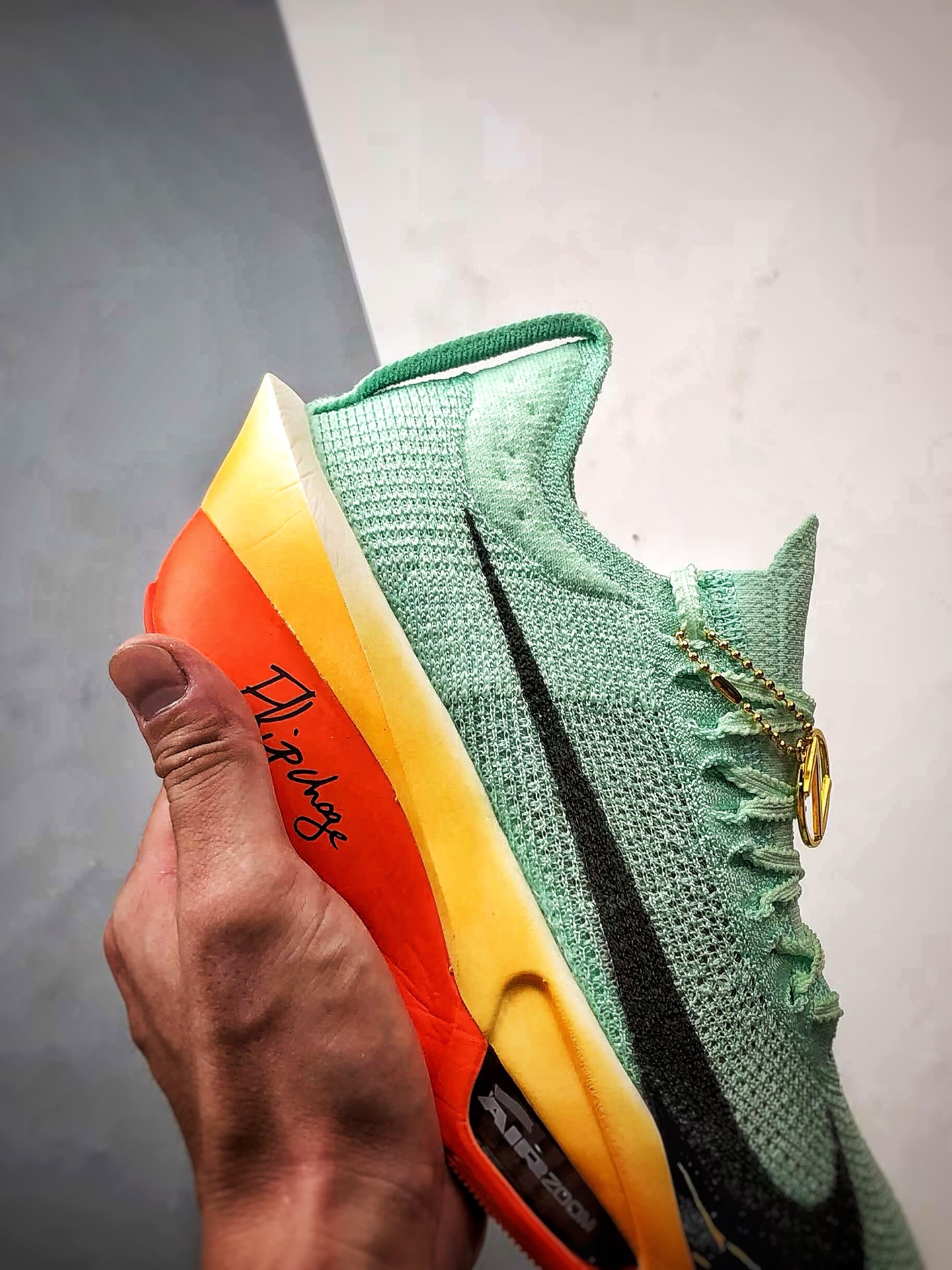 NK Air Zoom Alphafly 3 绿橙色 阿尔法飞行3代系列马拉松轻量竞速运动跑鞋 HJ7041-300