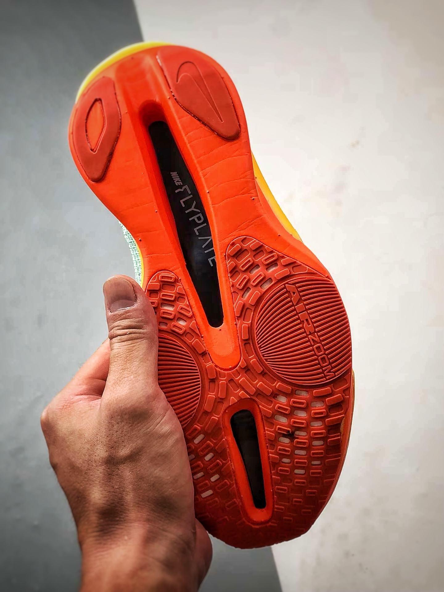 NK Air Zoom Alphafly 3 绿橙色 阿尔法飞行3代系列马拉松轻量竞速运动跑鞋 HJ7041-300