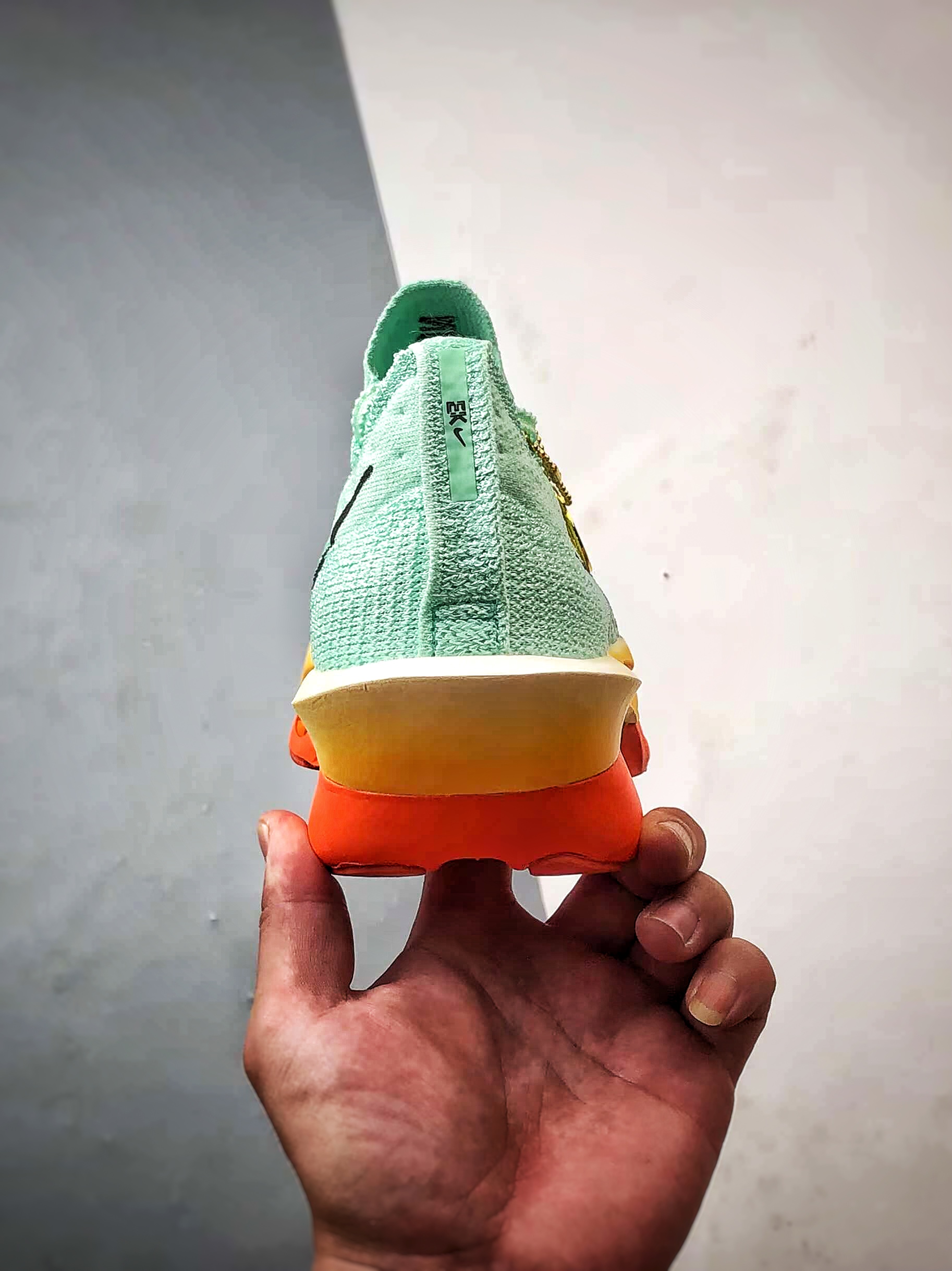 NK Air Zoom Alphafly 3 绿橙色 阿尔法飞行3代系列马拉松轻量竞速运动跑鞋 HJ7041-300