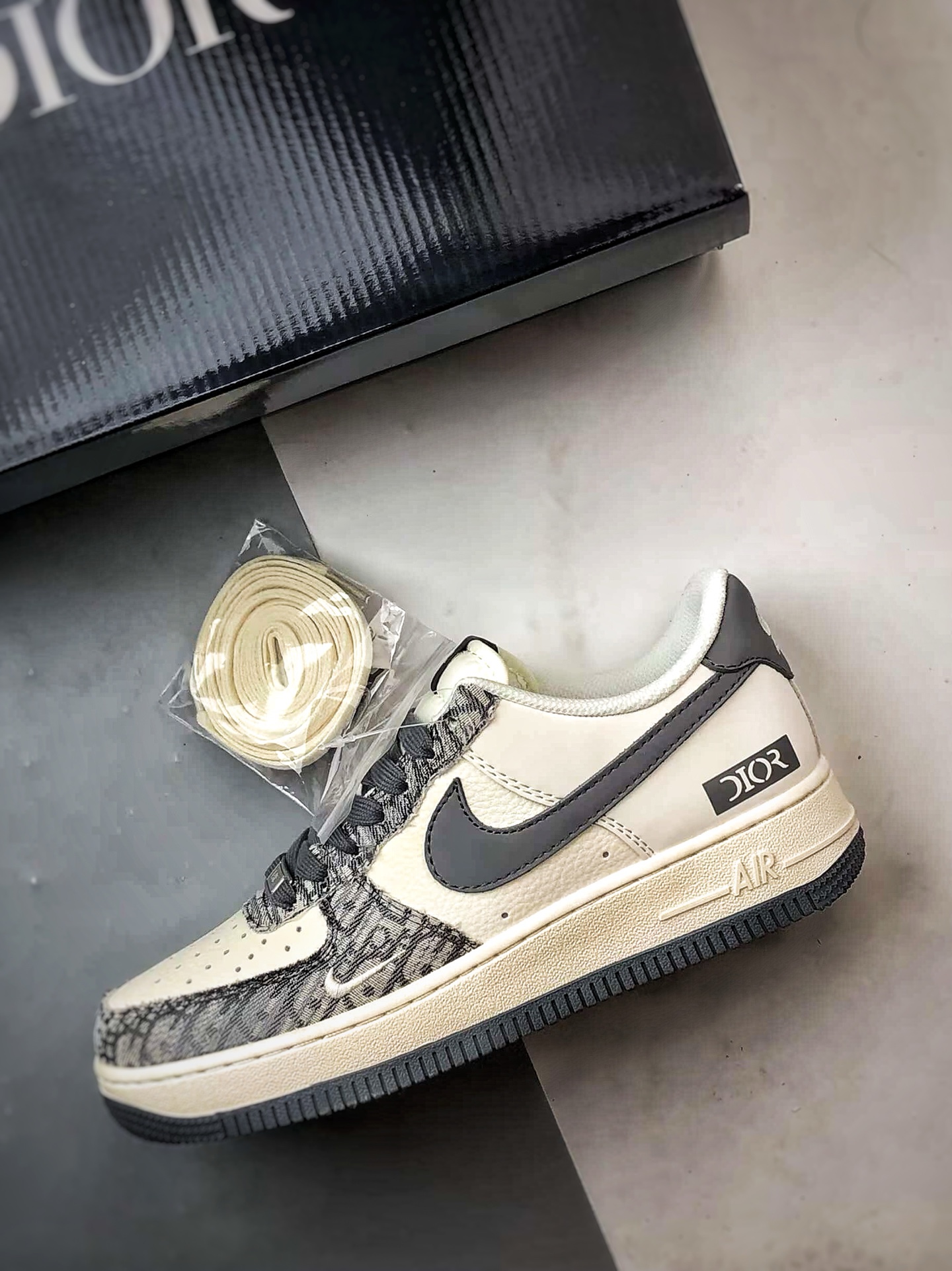Dior x Air Force 1 Low 老花牛仔灰白 XS1958-580