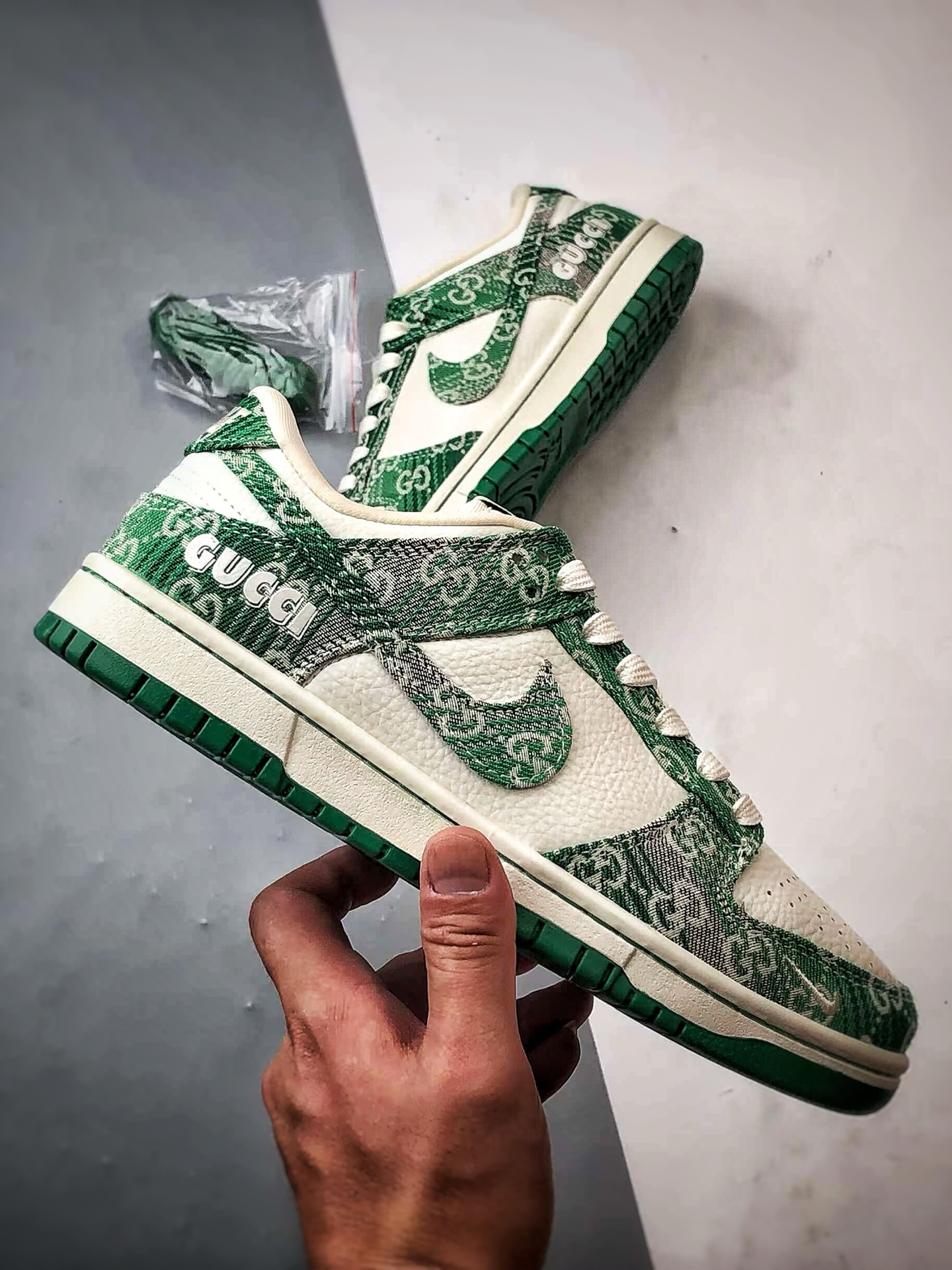 NK Dunk Low Retro ”DIY高端定制” 迪奥老花牛仔绿白 低帮休闲运动板鞋 SC9207-420-莆田鞋,莆田鞋货源,高仿鞋,高仿鞋货源,安福档口,莆田高仿鞋,莆田鞋批发,高仿鞋批发,莆田高仿运动鞋,高仿运动鞋,莆田运动鞋 NK Dunk Low Retro ”DIY高端定制” 迪奥老花牛仔绿白 低帮休闲运动板鞋 SC9207-420