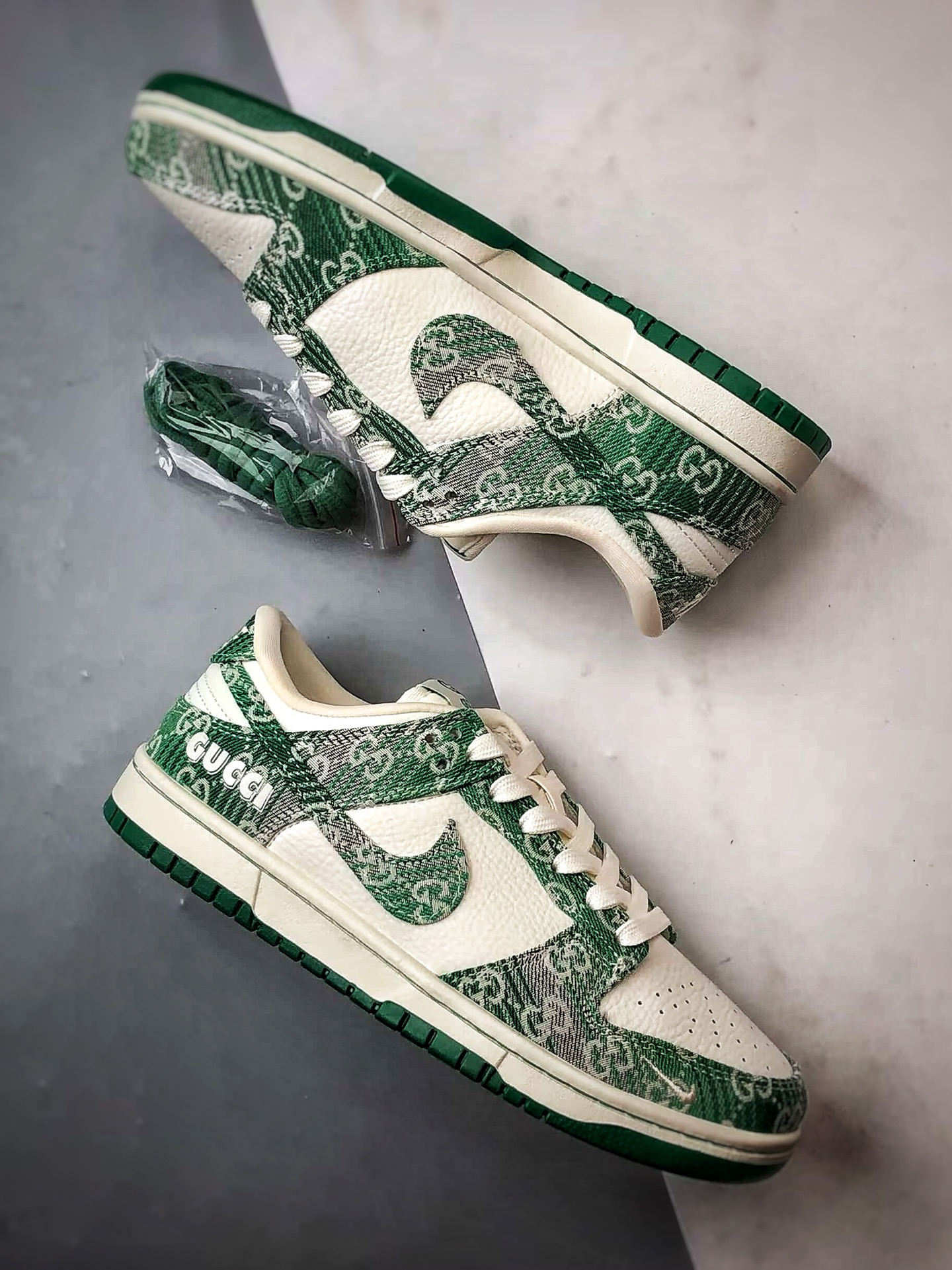 NK Dunk Low Retro ”DIY高端定制” 迪奥老花牛仔绿白 低帮休闲运动板鞋 SC9207-420-莆田鞋,莆田鞋货源,高仿鞋,高仿鞋货源,安福档口,莆田高仿鞋,莆田鞋批发,高仿鞋批发,莆田高仿运动鞋,高仿运动鞋,莆田运动鞋 NK Dunk Low Retro ”DIY高端定制” 迪奥老花牛仔绿白 低帮休闲运动板鞋 SC9207-420