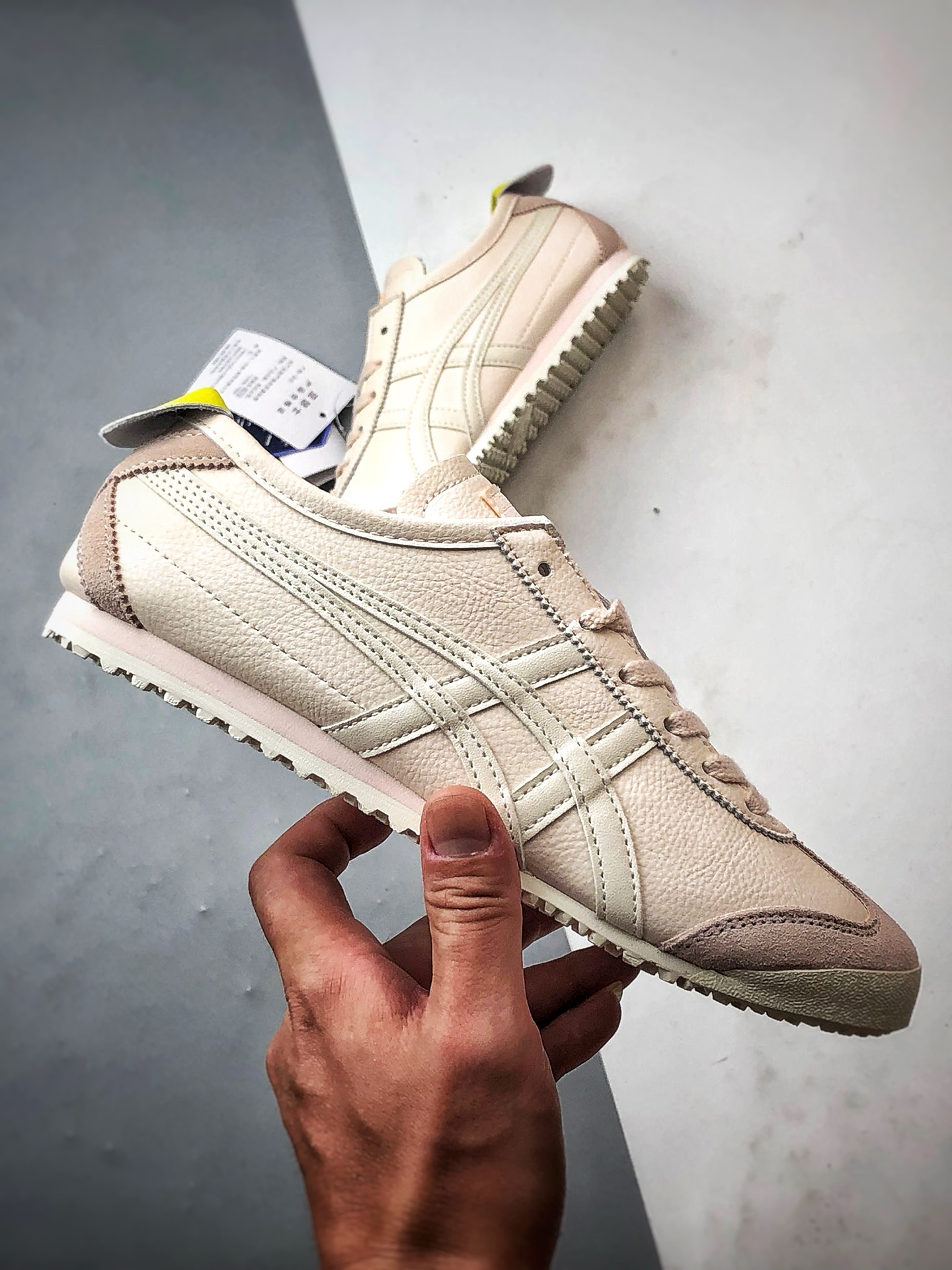 Asics 鬼冢虎 Mexico 66 淡粉色 1183C711-702