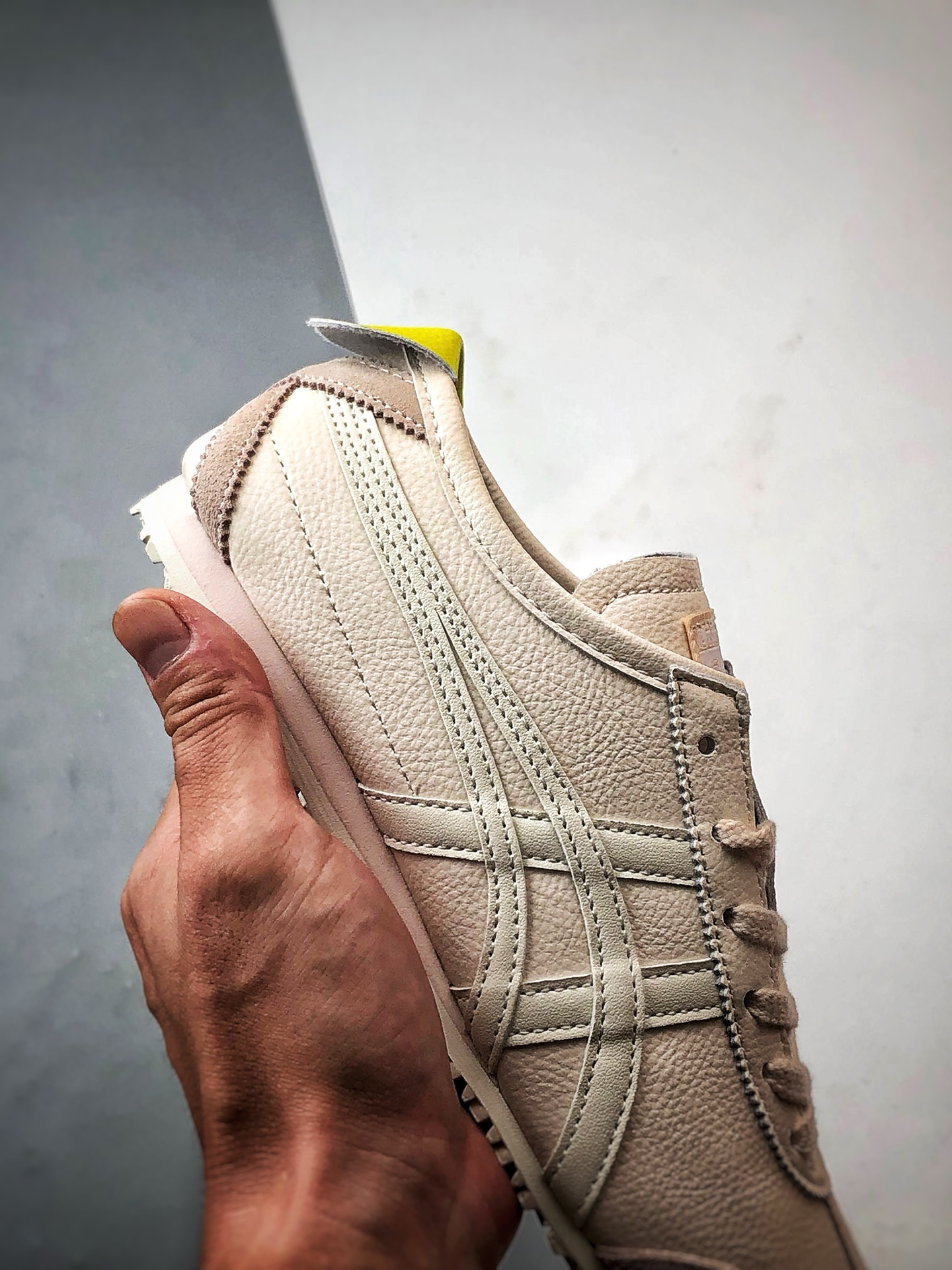 Asics 鬼冢虎 Mexico 66 淡粉色 1183C711-702