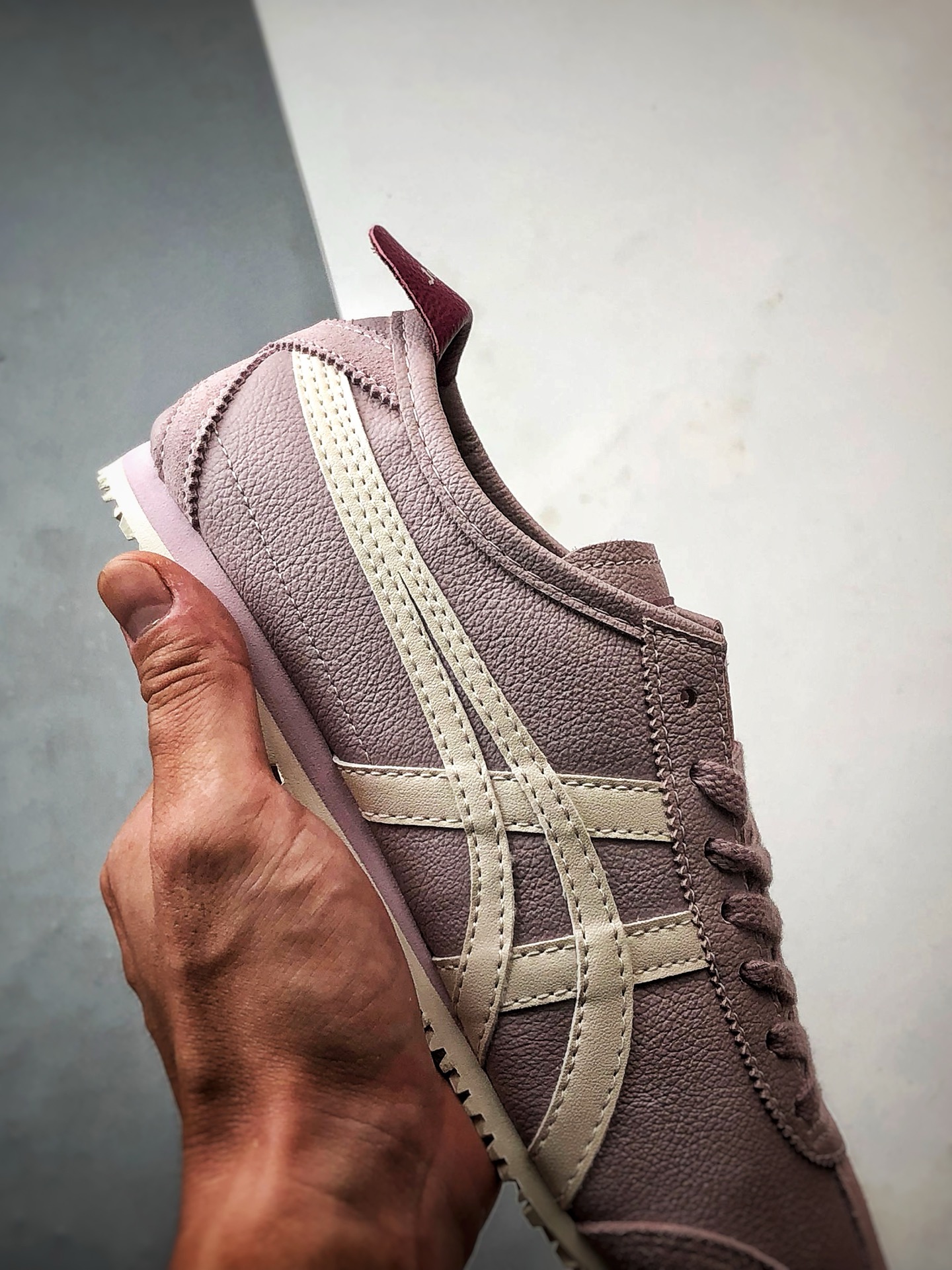 Asics 鬼冢虎 Mexico 66 浅紫色 1183C711-703