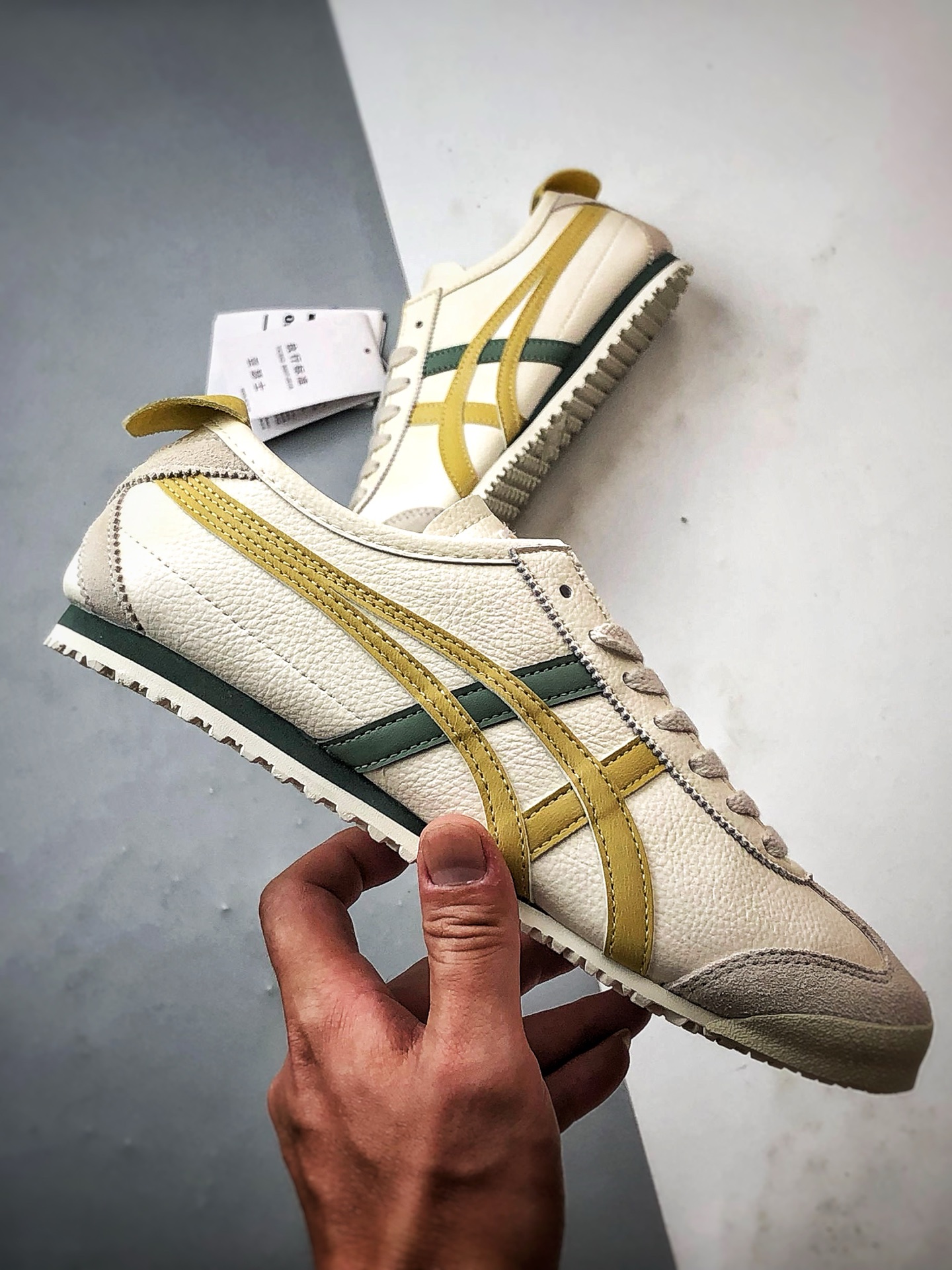 Asics 鬼冢虎 Mexico 66 米黄绿 1183A201-120