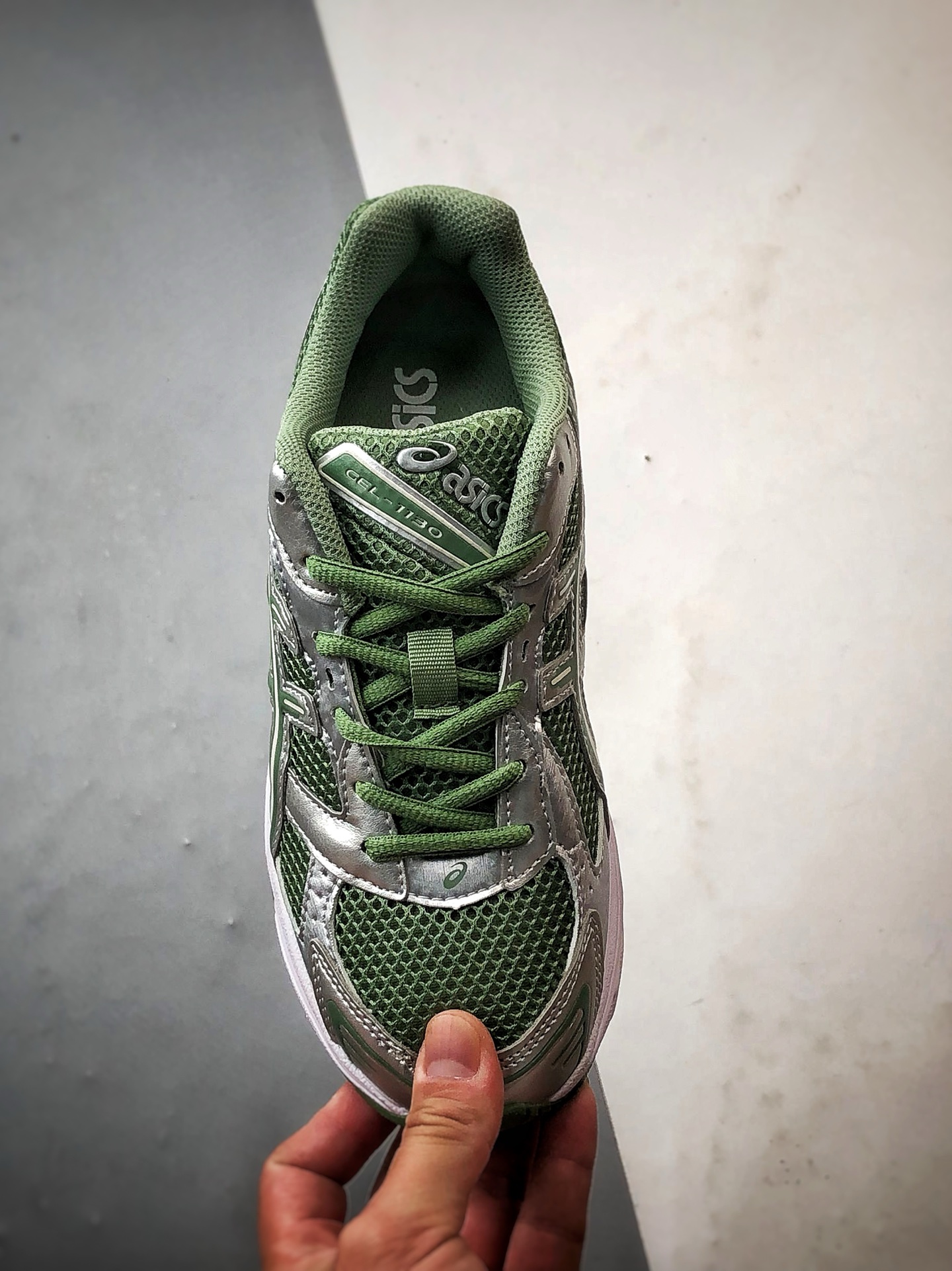 Asics Gel-1130 银绿色 亚瑟士轻便百搭休闲运动慢跑鞋 1203A842-300-莆田鞋,莆田鞋货源,高仿鞋,高仿鞋货源,安福档口,莆田高仿鞋,莆田鞋批发,高仿鞋批发,莆田高仿运动鞋,高仿运动鞋,莆田运动鞋 Asics Gel-1130 银绿色 亚瑟士轻便百搭休闲运动慢跑鞋 1203A842-300