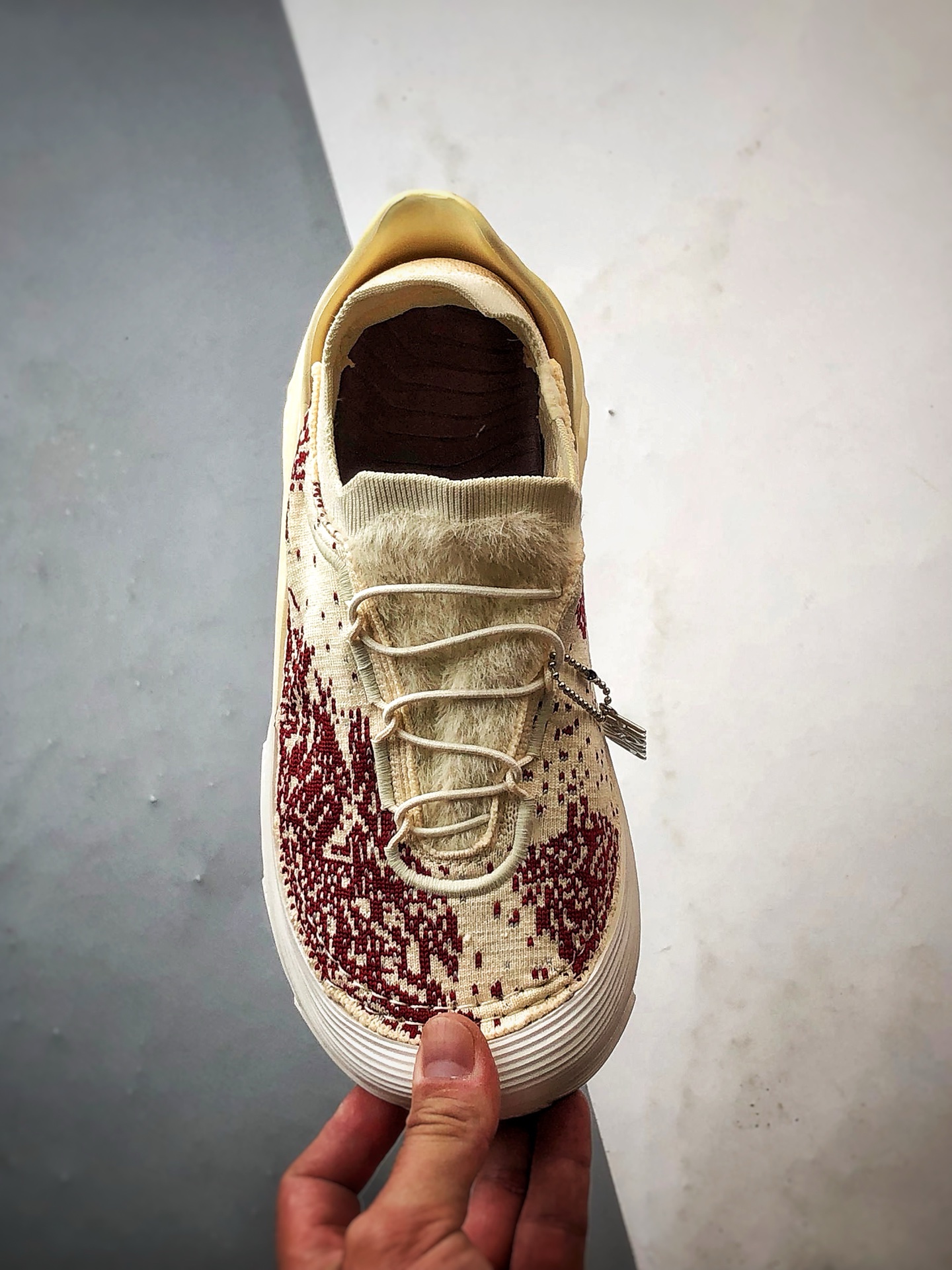 Paria Farzaneh x Hoka One One Restore Chukka 奶白色 联名舒适防滑休闲城市通勤机能跑步鞋 1169090-CRM-莆田鞋,莆田鞋货源,高仿鞋,高仿鞋货源,安福档口,莆田高仿鞋,莆田鞋批发,高仿鞋批发,莆田高仿运动鞋,高仿运动鞋,莆田运动鞋 Paria Farzaneh x Hoka One One Restore Chukka 奶白色 联名舒适防滑休闲城市通勤机能跑步鞋 1169090-CRM