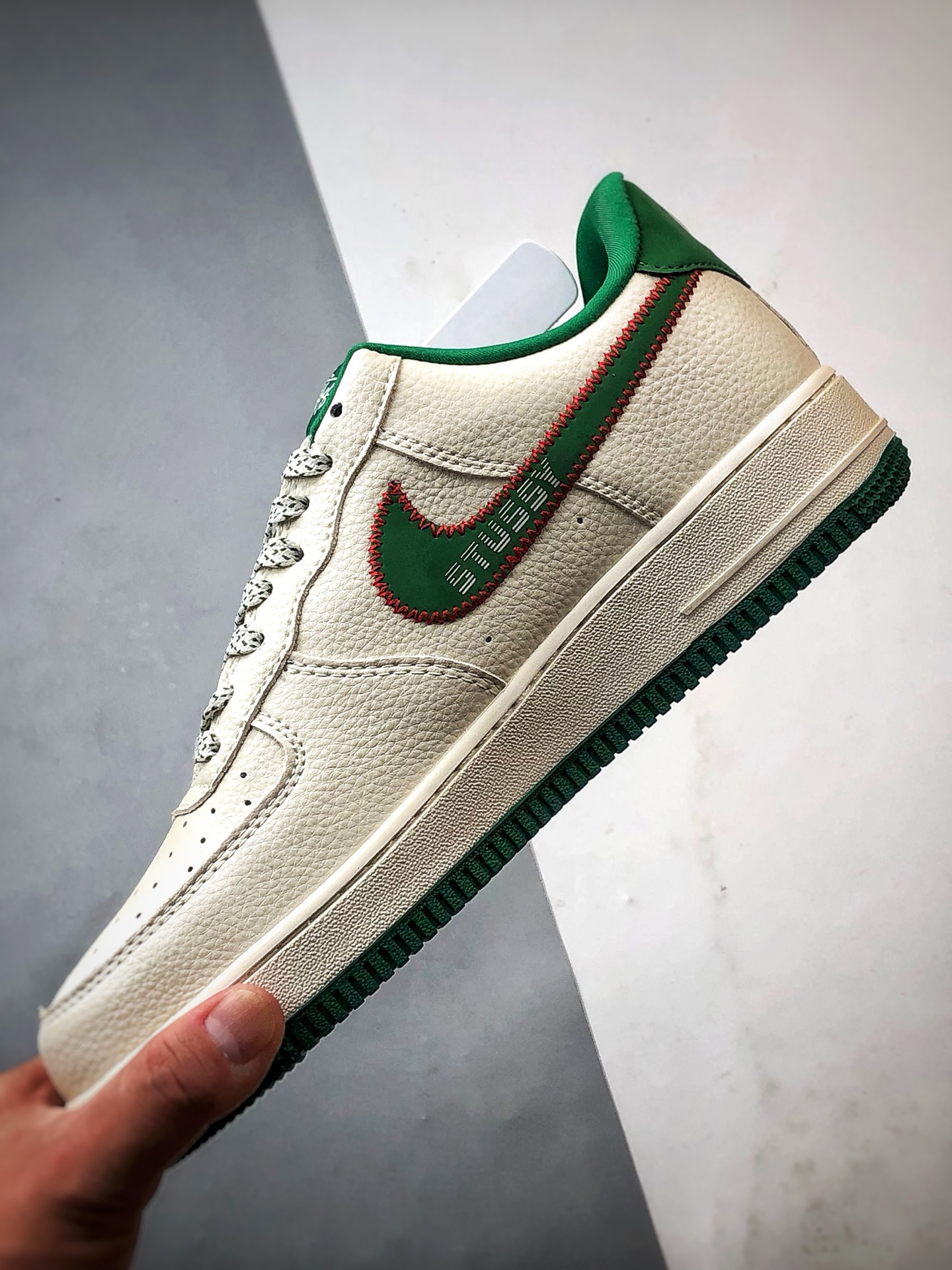 Stussy x Air Force 1 Low 米绿红 KJ1688-002