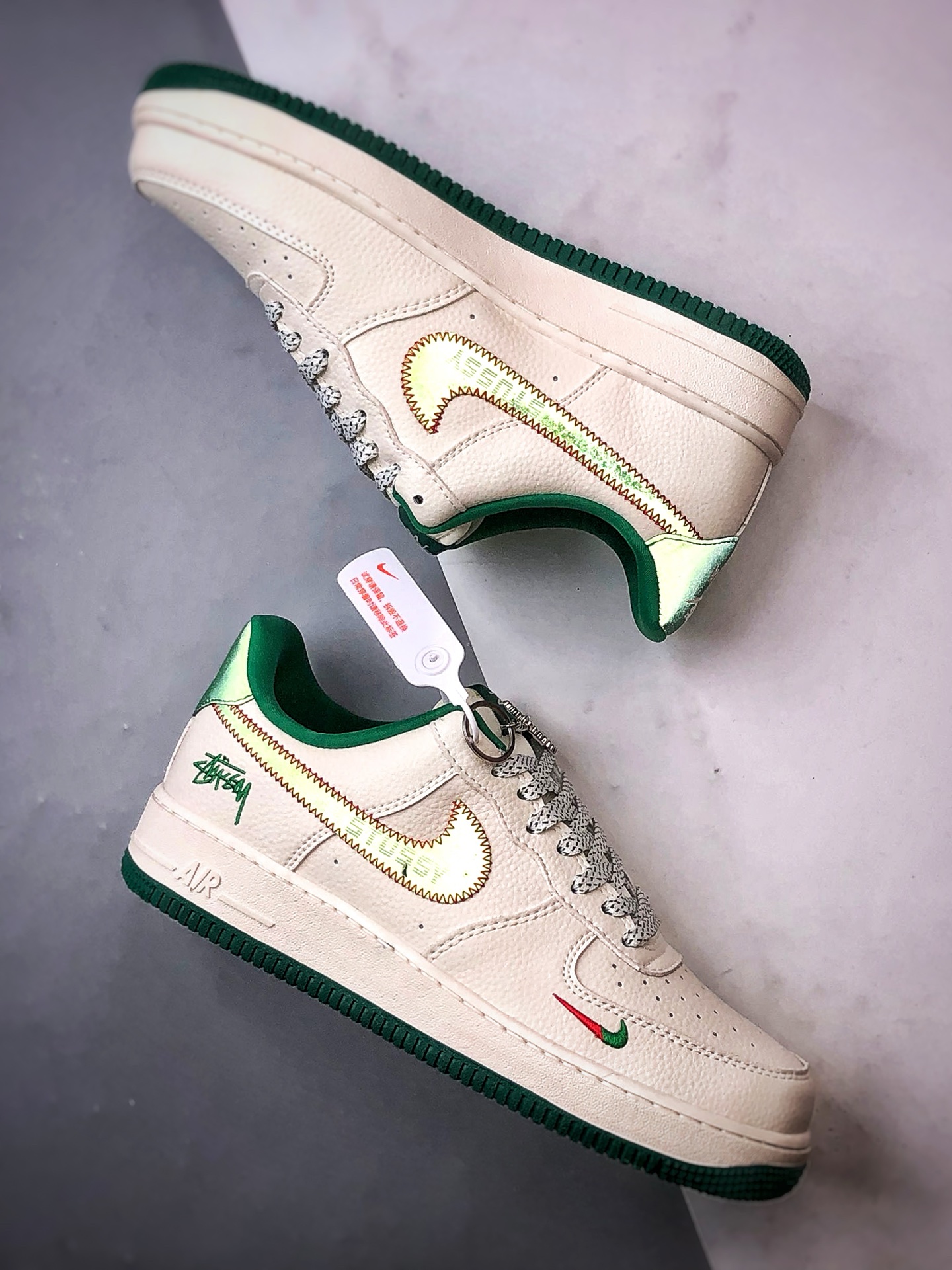Stussy x Air Force 1 Low 米绿红 KJ1688-002