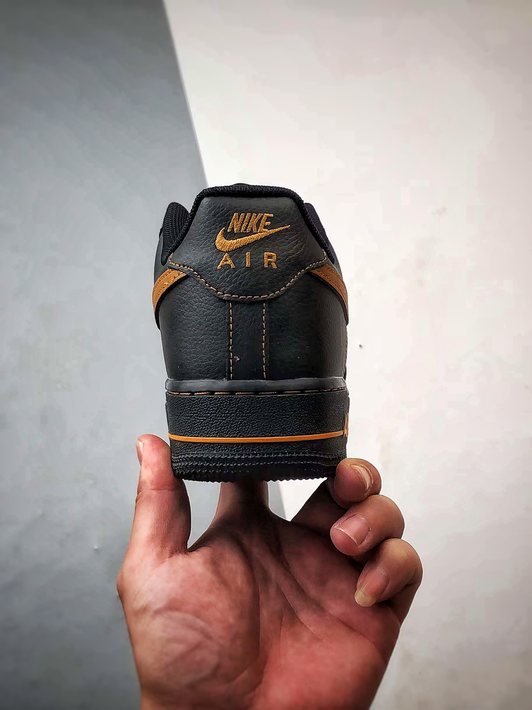 Air Force 1 '07 Low 黑棕褐色 HQ2037-003