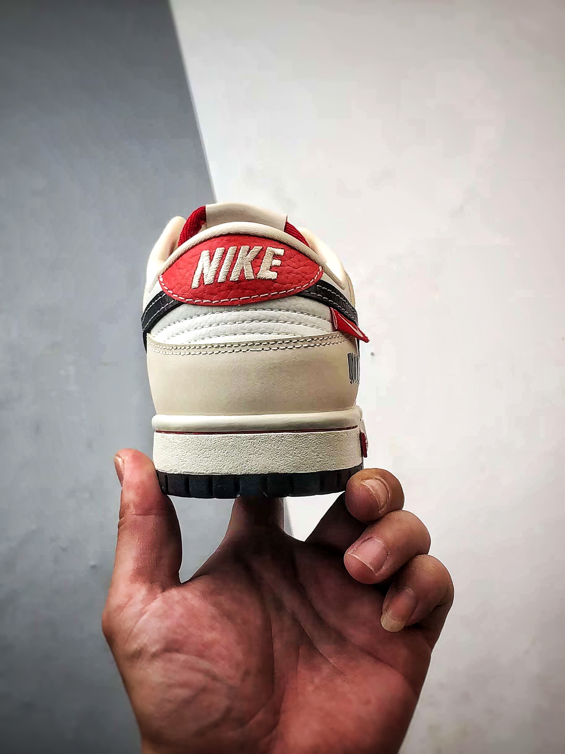 NK Dunk Low Retro ”DIY高端定制” Sup米黑红 低帮休闲运动板鞋 SC9207-427