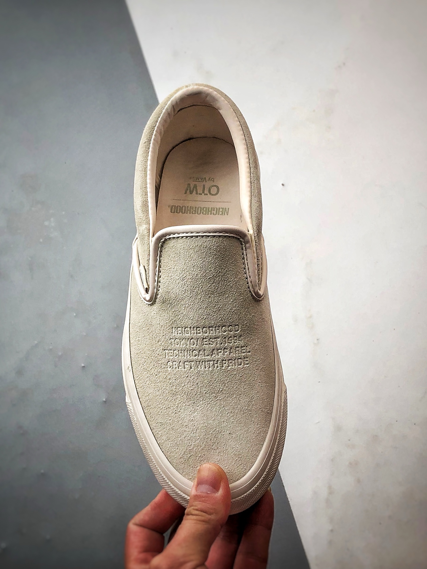 Neighborhood x OTW by Vans Classic Slip-On 98 联名一脚蹬 米色 VN000EDG7VJ-莆田鞋,莆田鞋货源,高仿鞋,高仿鞋货源,安福档口,莆田高仿鞋,莆田鞋批发,高仿鞋批发,莆田高仿运动鞋,高仿运动鞋,莆田运动鞋 Neighborhood x OTW by Vans Classic Slip-On 98 联名一脚蹬 米色 VN000EDG7VJ
