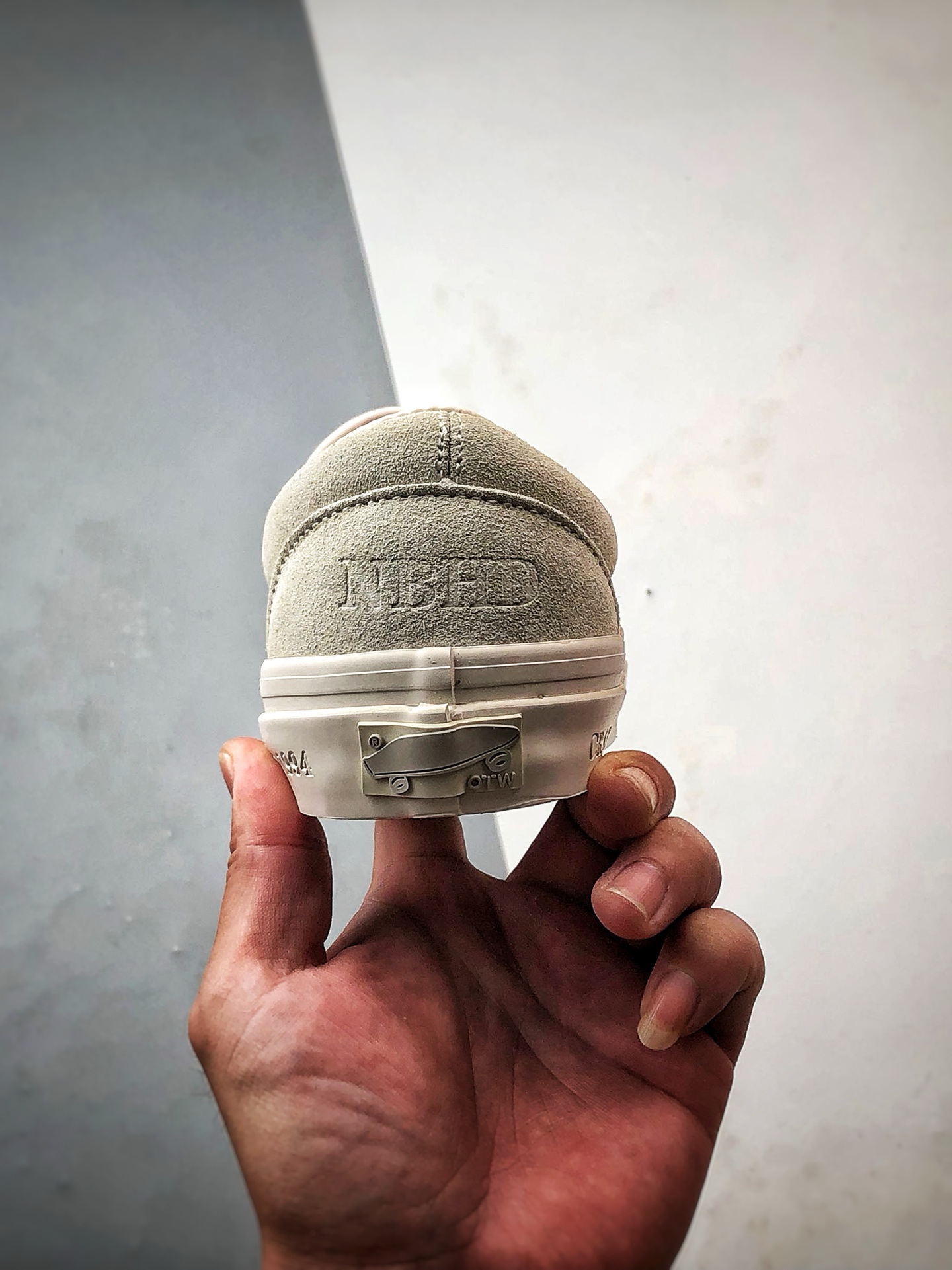 Neighborhood x OTW by Vans Classic Slip-On 98 联名一脚蹬 米色 VN000EDG7VJ-莆田鞋,莆田鞋货源,高仿鞋,高仿鞋货源,安福档口,莆田高仿鞋,莆田鞋批发,高仿鞋批发,莆田高仿运动鞋,高仿运动鞋,莆田运动鞋 Neighborhood x OTW by Vans Classic Slip-On 98 联名一脚蹬 米色 VN000EDG7VJ