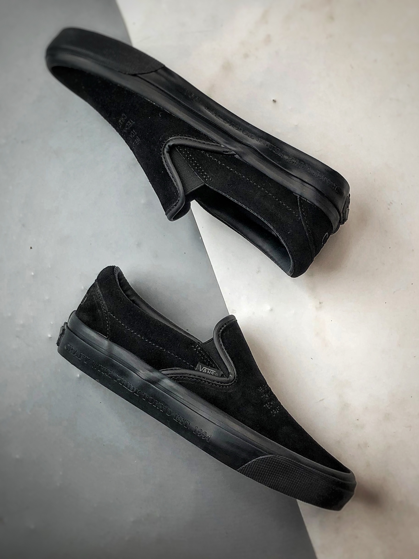 Neighborhood x OTW by Vans Classic Slip-On 98 联名一脚蹬 黑色 VN000EDGBLA