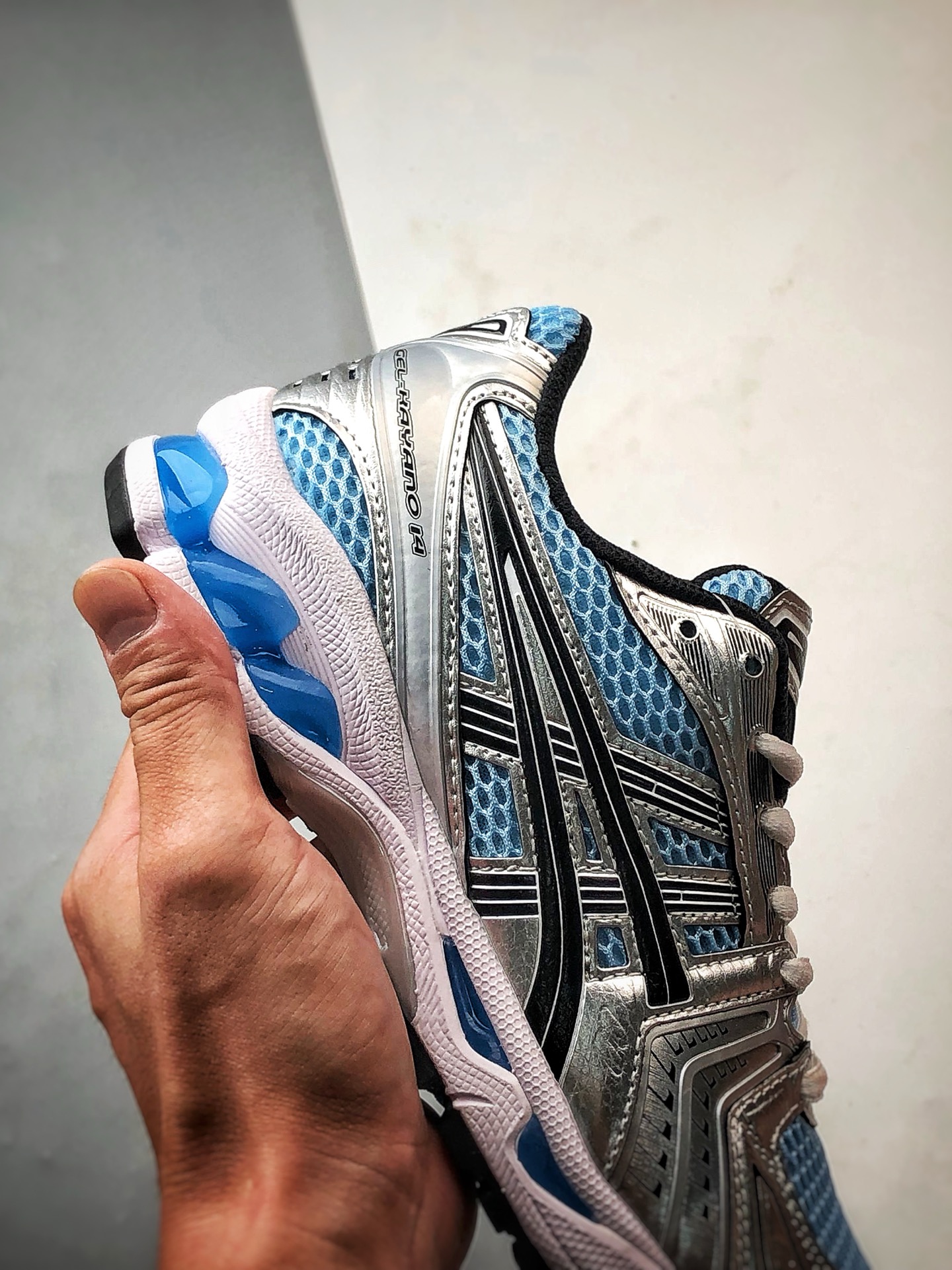 Asics Gel-Kayano 14 白银蓝 亚瑟士14代 纳米纤维气垫百搭休闲运动慢跑鞋 1203A537-400