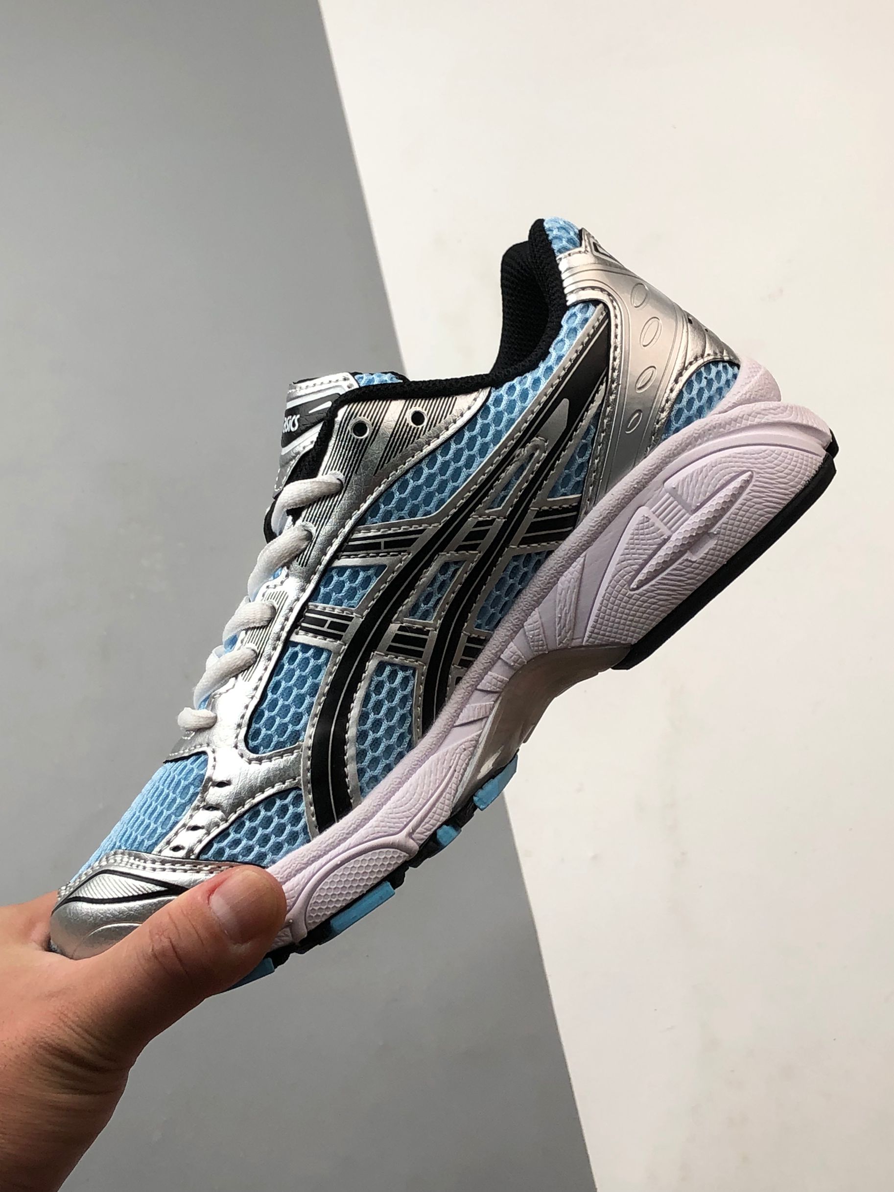 Asics Gel-Kayano 14 白银蓝 亚瑟士14代 纳米纤维气垫百搭休闲运动慢跑鞋 1203A537-400