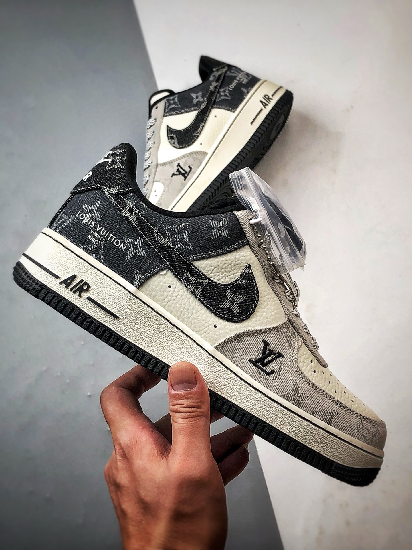 LV x Air Force 1 Low 白黑灰牛仔 SC0601-550