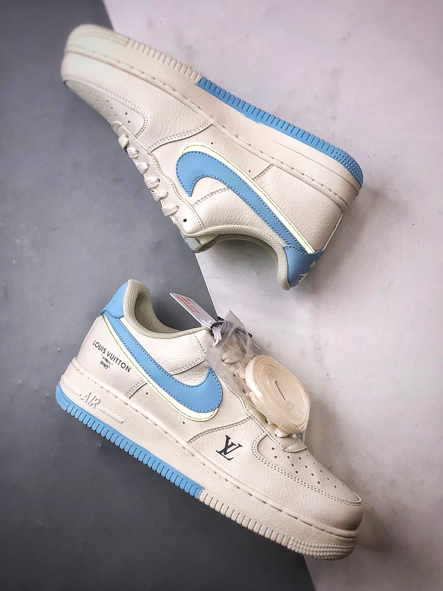 LV x Air Force 1 Low 白蓝黑双钩 CS5288-028