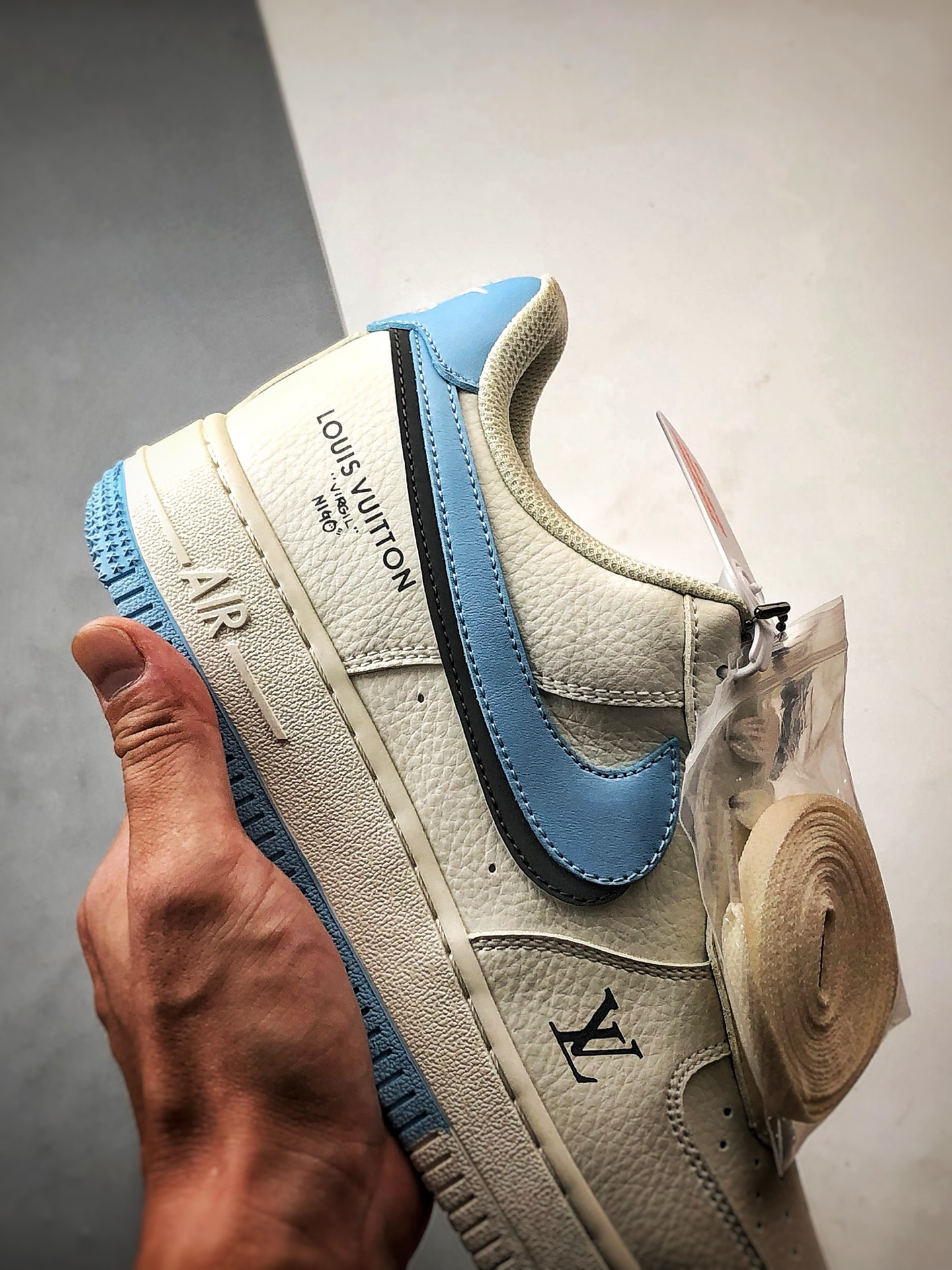 LV x Air Force 1 Low 白蓝黑双钩 CS5288-028