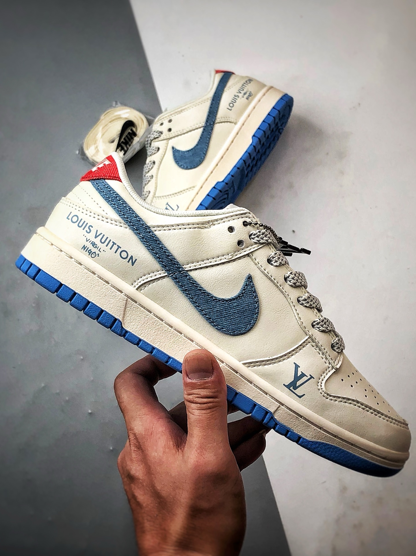 NK Dunk Low Retro ”DIY高端定制” LV米白蓝牛仔钩 低帮休闲运动板鞋 SM6668-101
