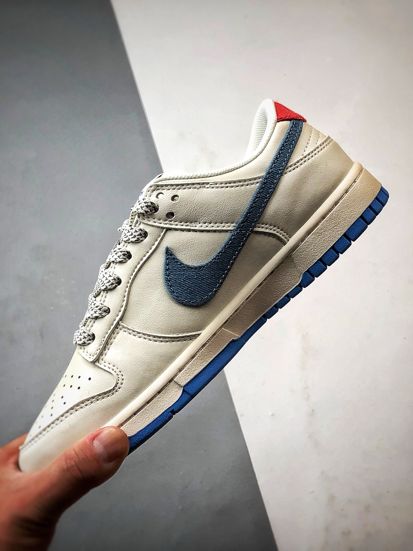 NK Dunk Low Retro ”DIY高端定制” LV米白蓝牛仔钩 低帮休闲运动板鞋 SM6668-101