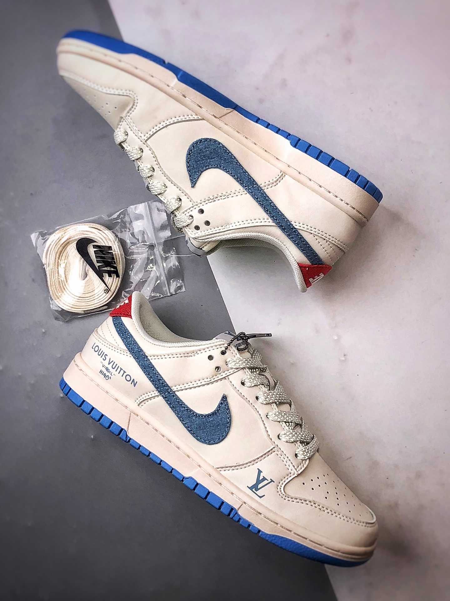 NK Dunk Low Retro ”DIY高端定制” LV米白蓝牛仔钩 低帮休闲运动板鞋 SM6668-101