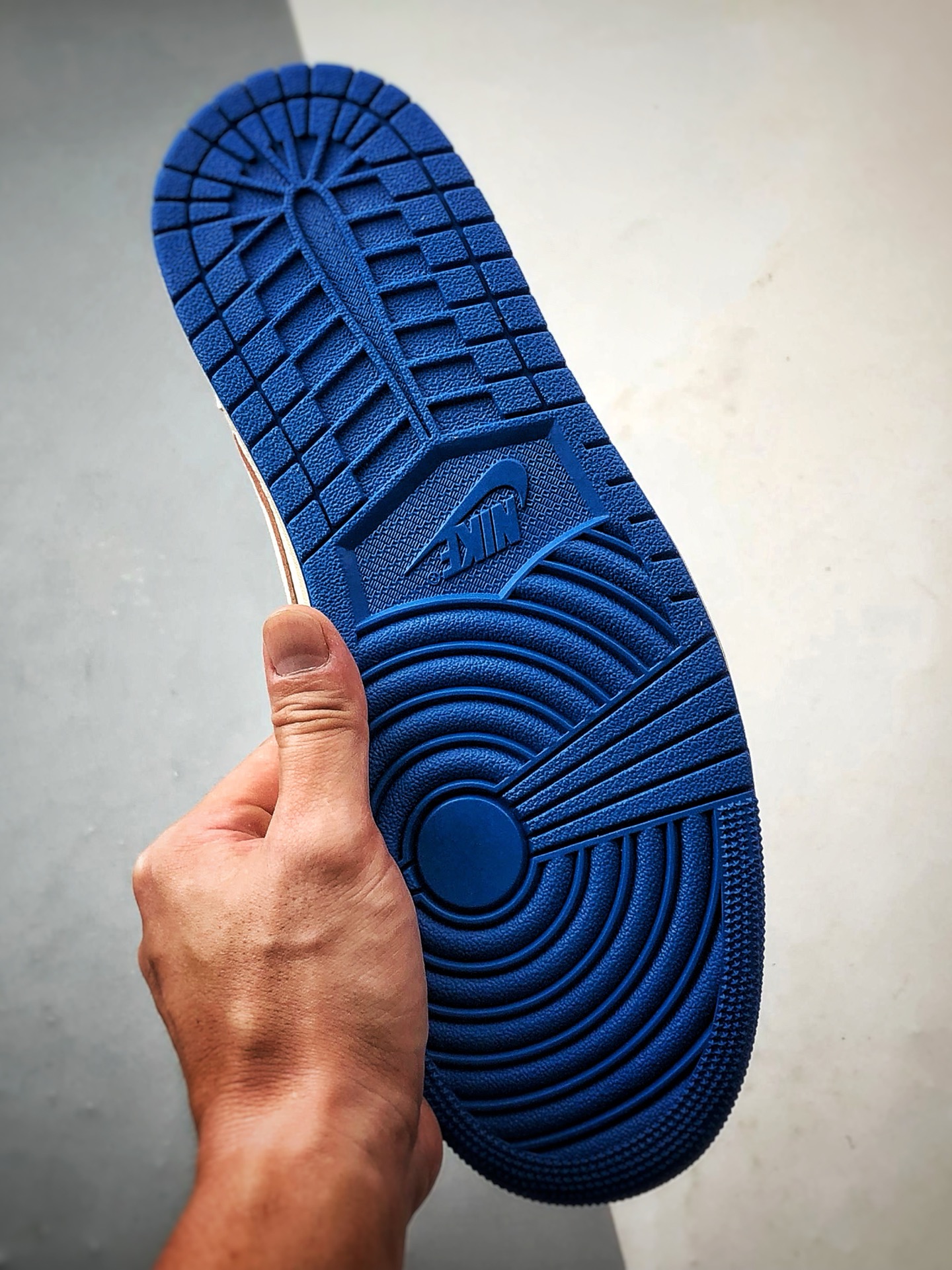 Travis Scott x Air Jordan 1 Low OG 联名2.0白蓝倒钩 DM7866-104