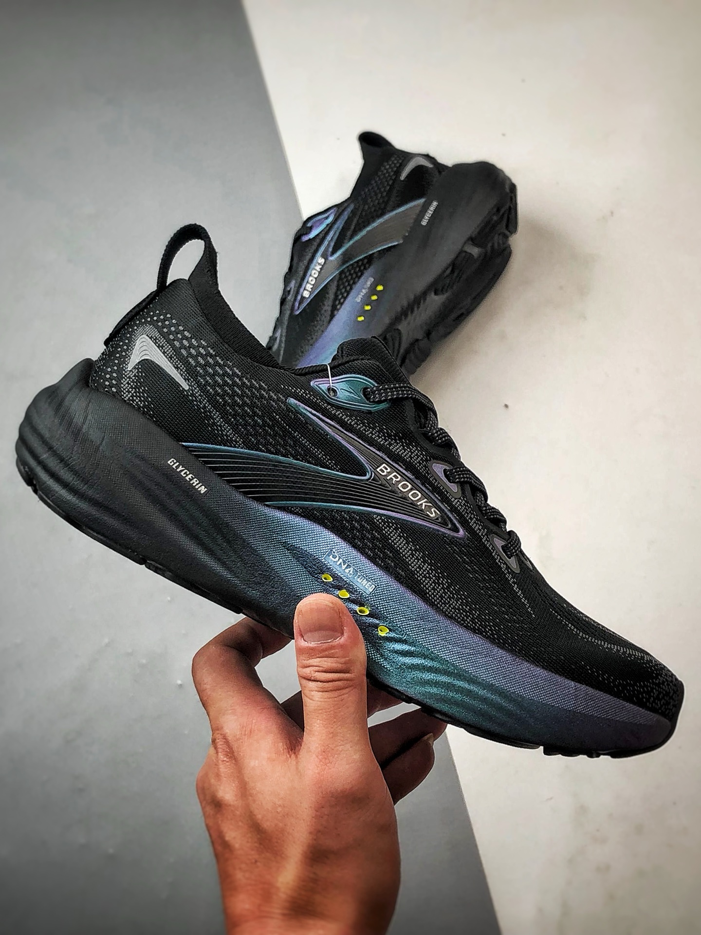 Brooks/布鲁克斯 Glycerin 22 黑紫 甘油22代低帮缓震运动慢跑鞋